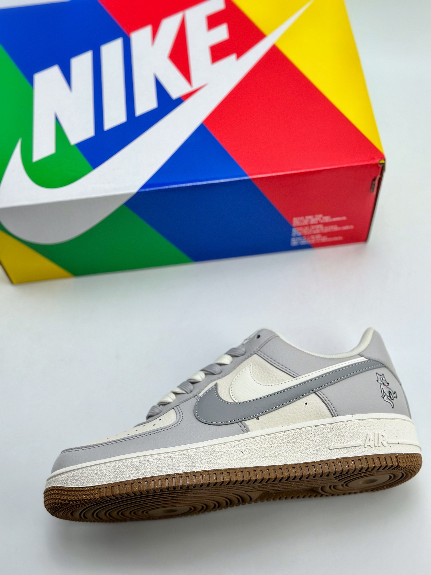 200 Nike Air Force 1 Low 07 灰白双钩 CC2569-088