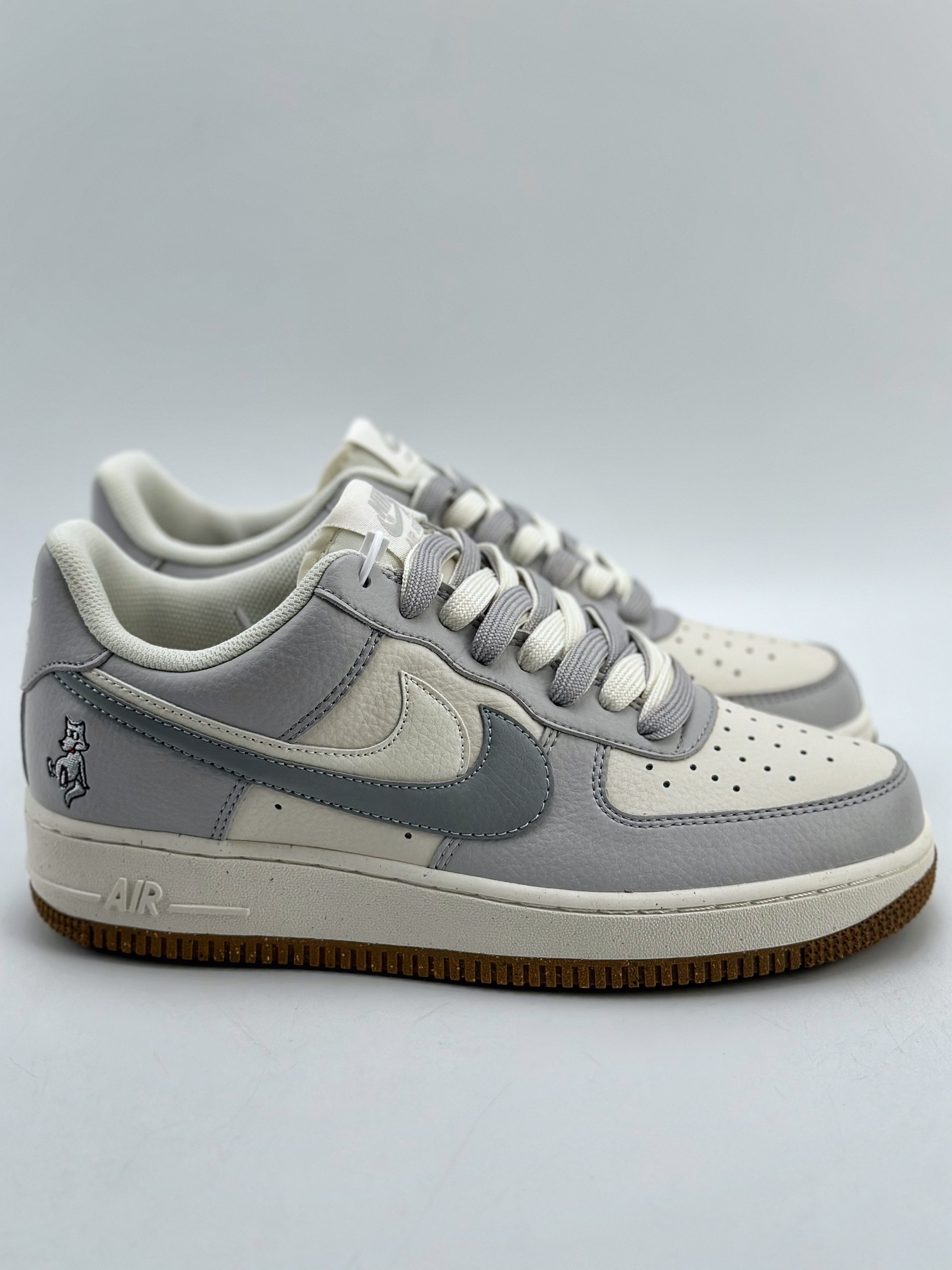 200 Nike Air Force 1 Low 07 灰白双钩 CC2569-088