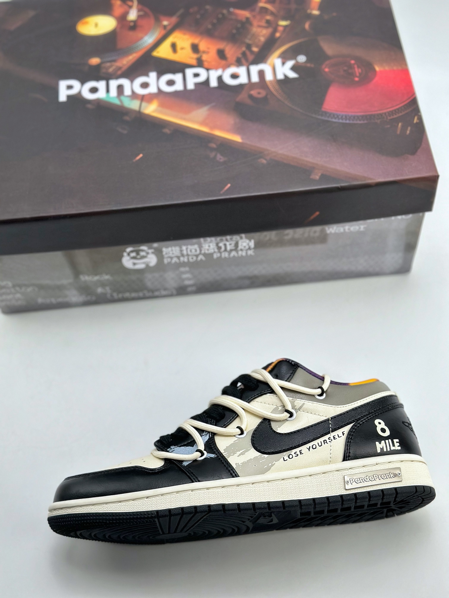 280 Air Jordan 1 Retro Low 熊猫恶作剧  DQ8422-001