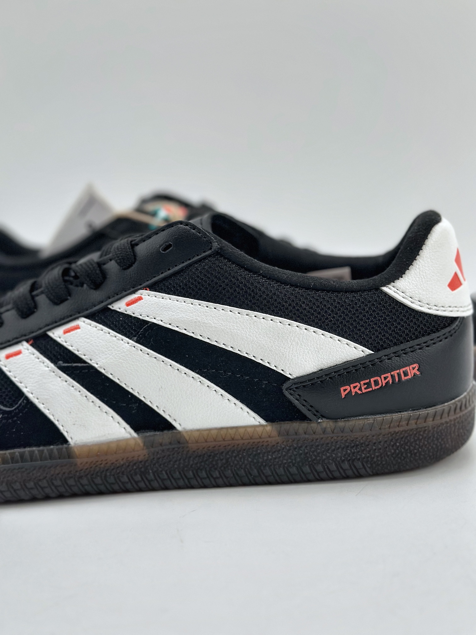 150 adidas PREDATOR FREESTYLE 复古单品 IF1025