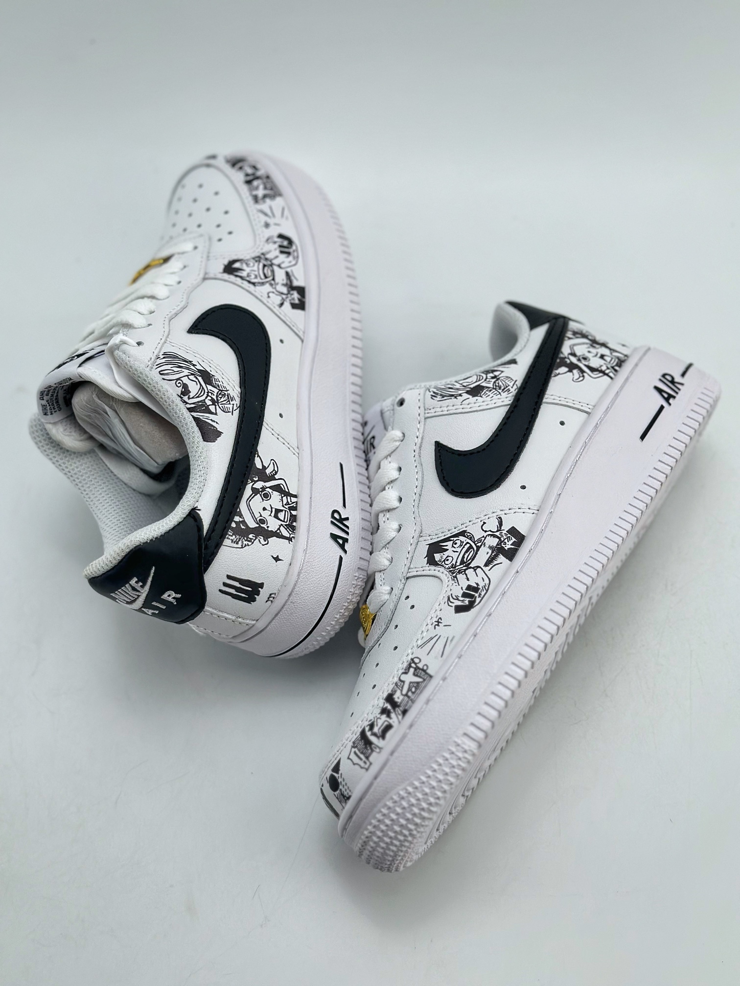 200 Nike Air Force 1 Low 07 定制海贼王涂鸦 AM0703-122