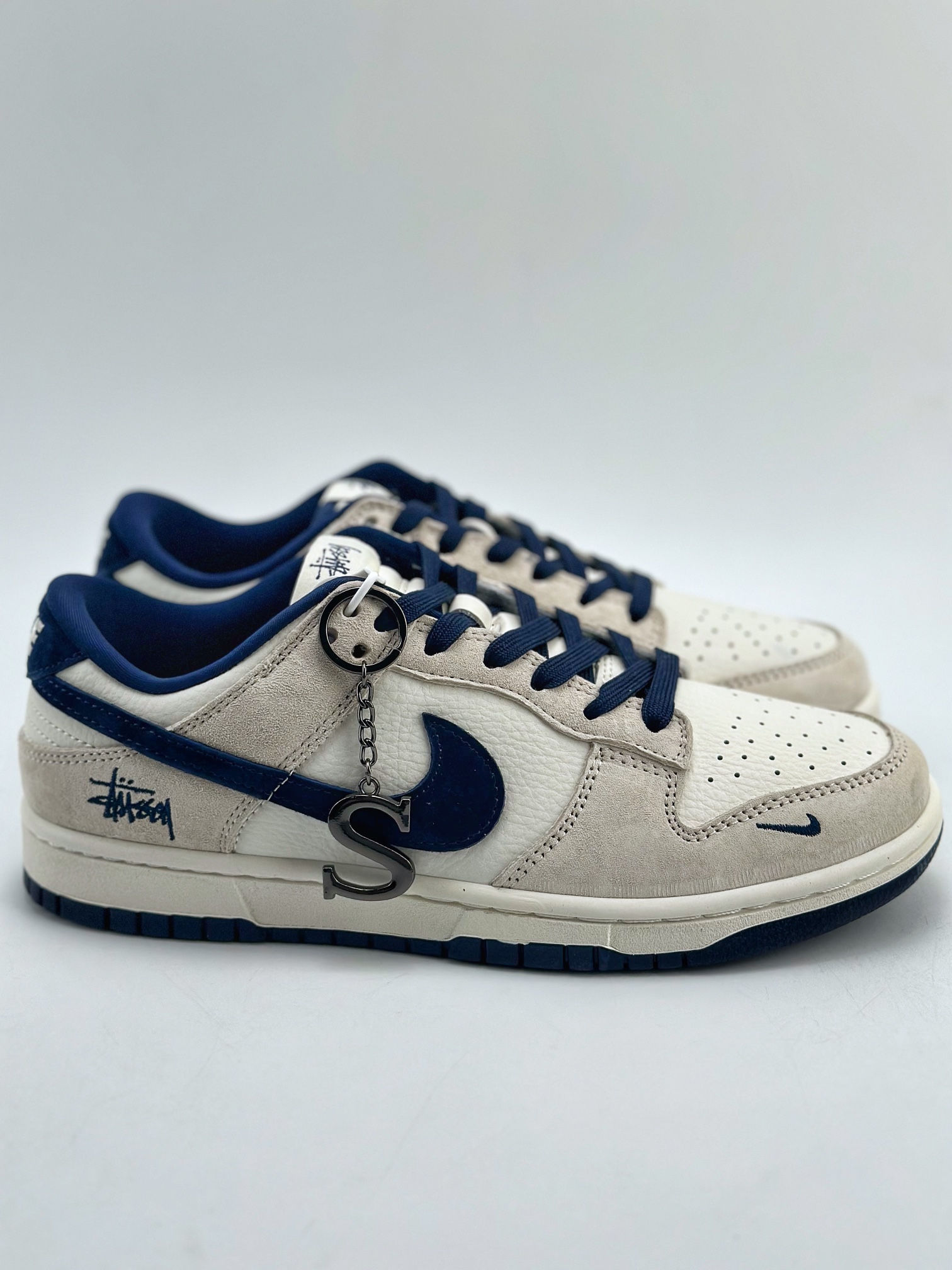 300 Nike SB Dunk Low x Stussy 斯图西白蓝 DQ1098-339