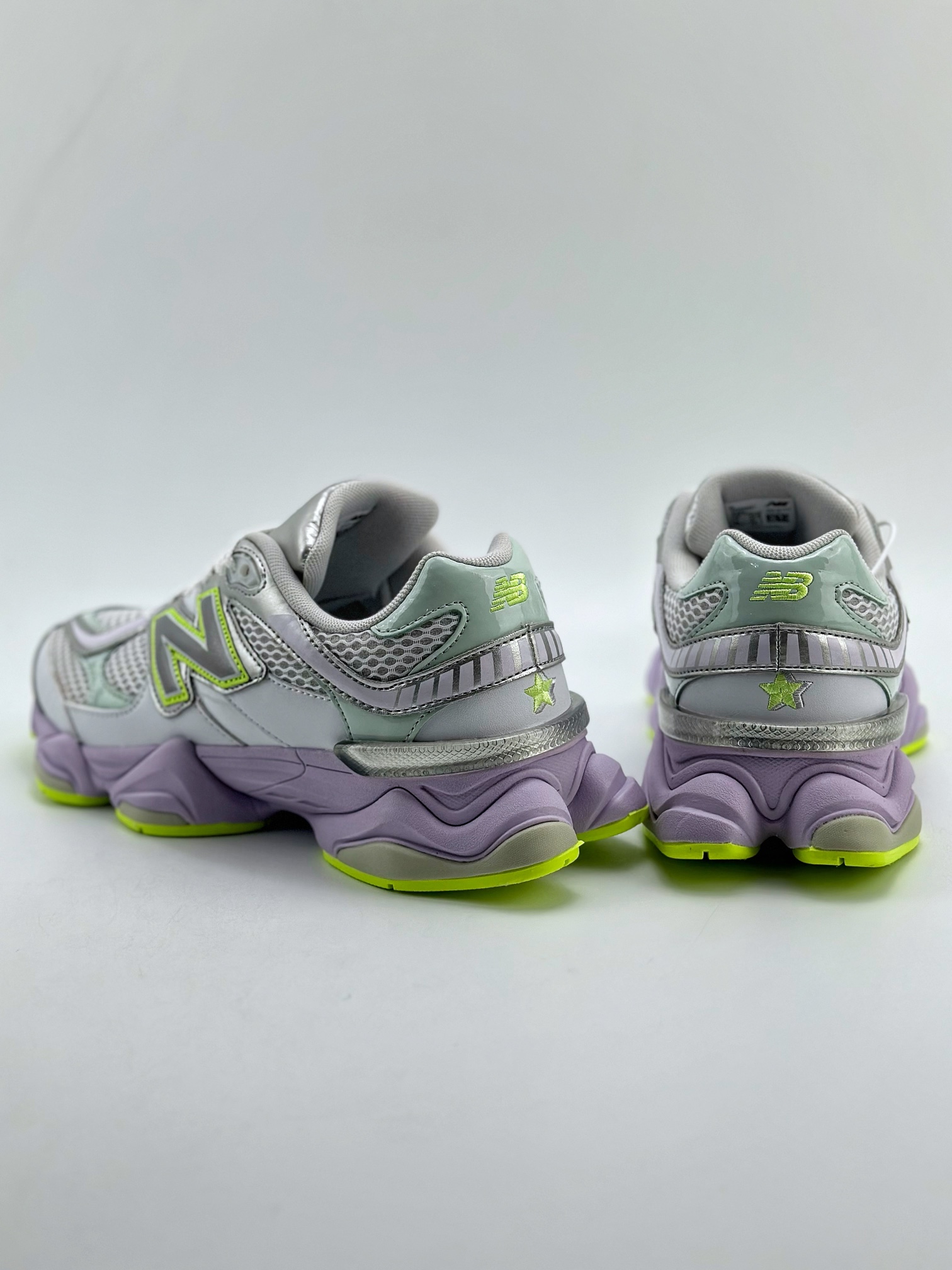 220 Joe Freshgoods x New Balance 版本 NB9060 联名款 复古休闲运动慢跑鞋  U9060AGT