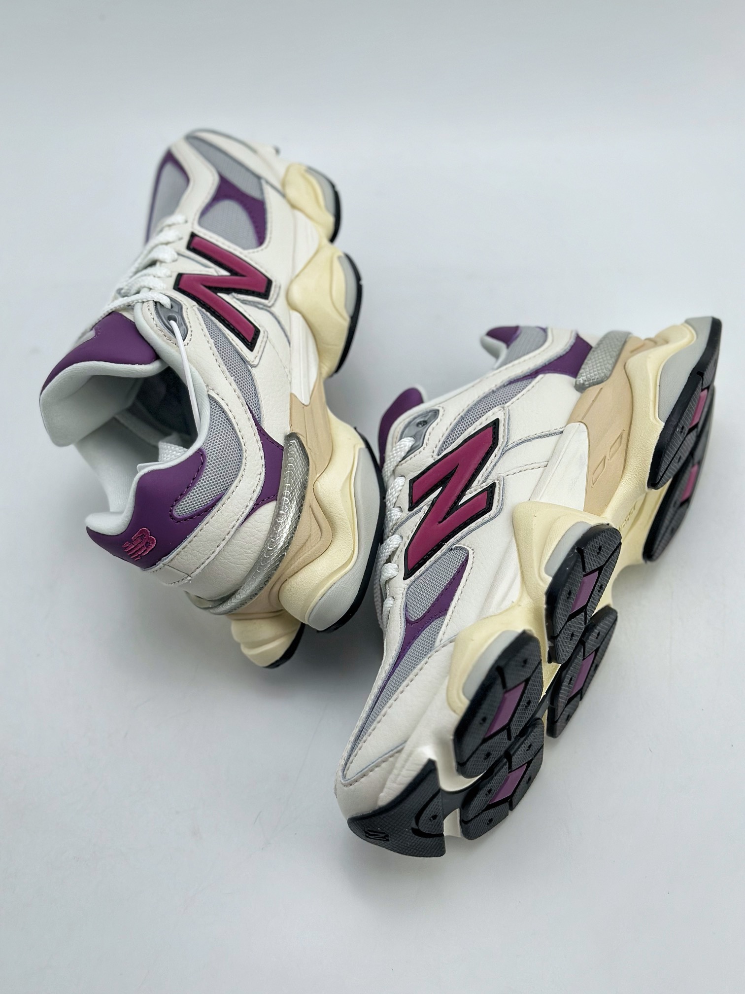 220 Joe Freshgoods x New Balance 版本 NB9060 联名款 复古休闲运动慢跑鞋 U9060ESC