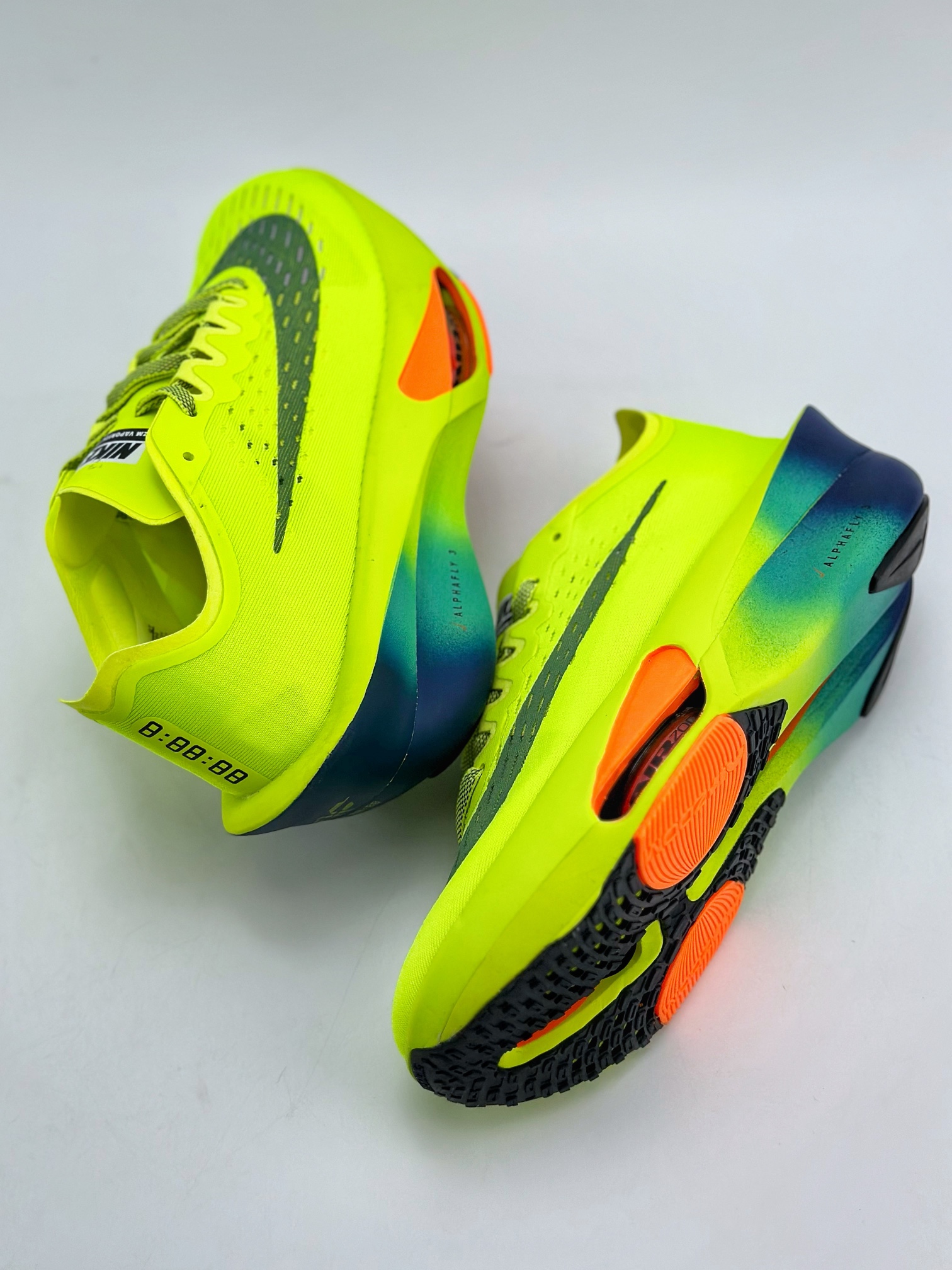 300 耐克Nike Air Zoom Alphafly NextProto "Volt Aqua"阿尔法飞行3代系列马拉松轻量超跑竞速运动慢跑鞋 880847-600