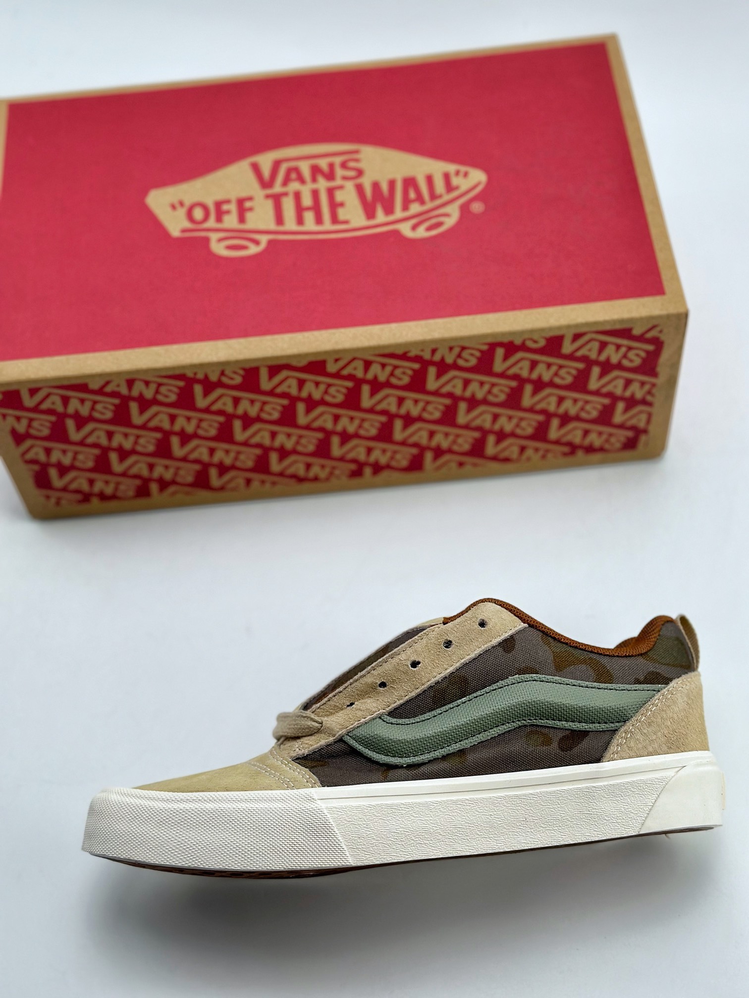 150 Vans Classics Knu Skool 面包鞋 范斯官方 经典迷彩黄面包鞋