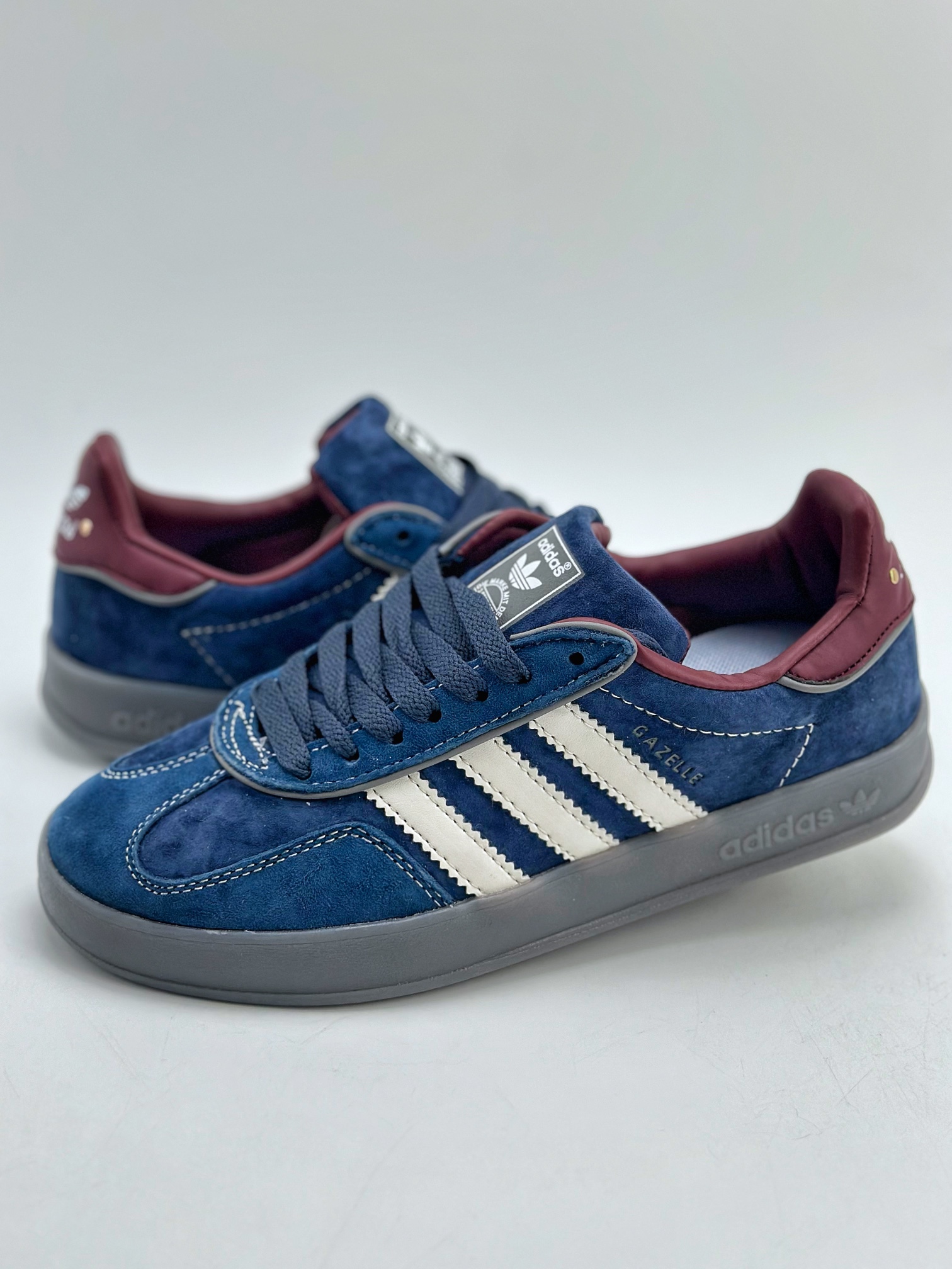 140 adidas Originals Gazelle INdoor W 三叶草休闲防滑耐磨低帮板鞋  ID1008