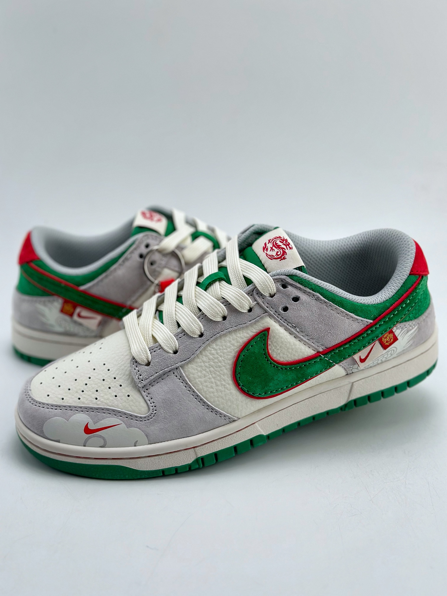 300 Nike SB Dunk Low 中国年限定 苍龙 CR8033-505