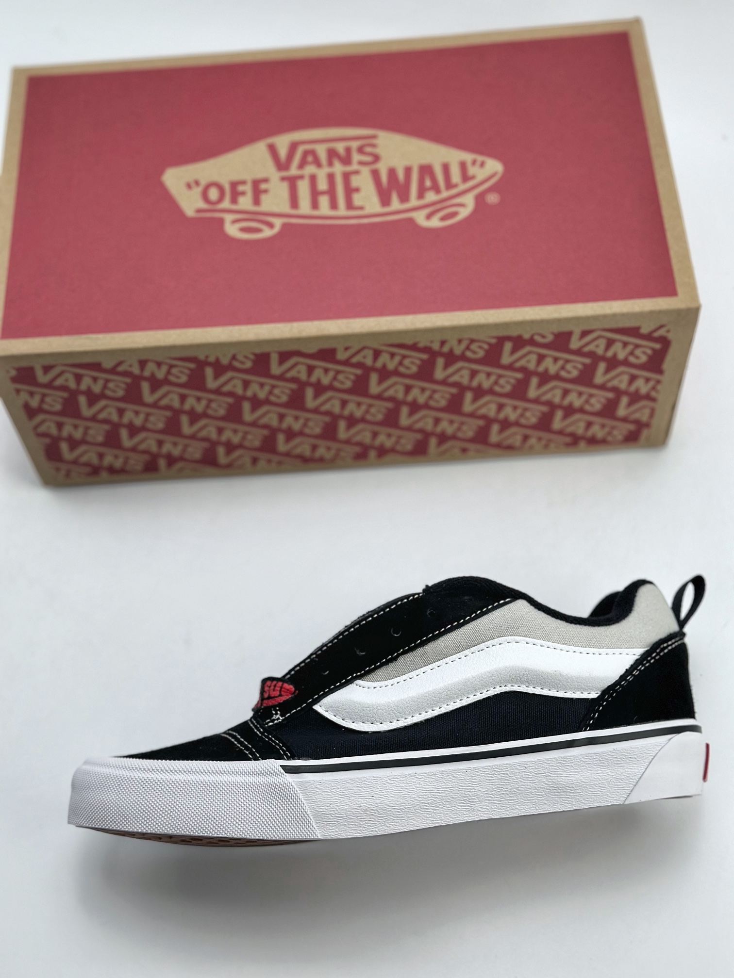 150 Vans Classics Knu Skool 范斯春季撞色胖头鞋