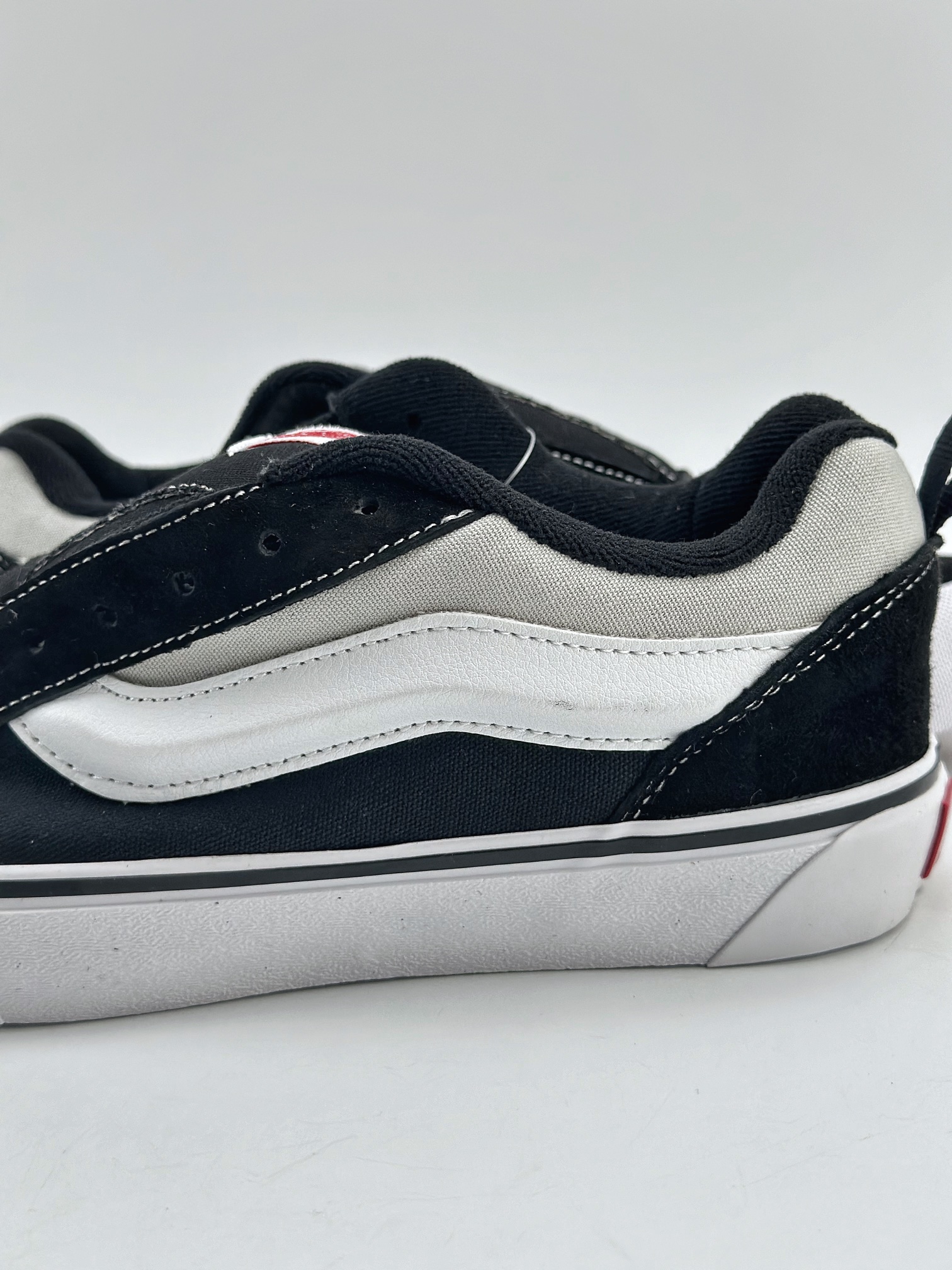 150 Vans Classics Knu Skool 范斯春季撞色胖头鞋