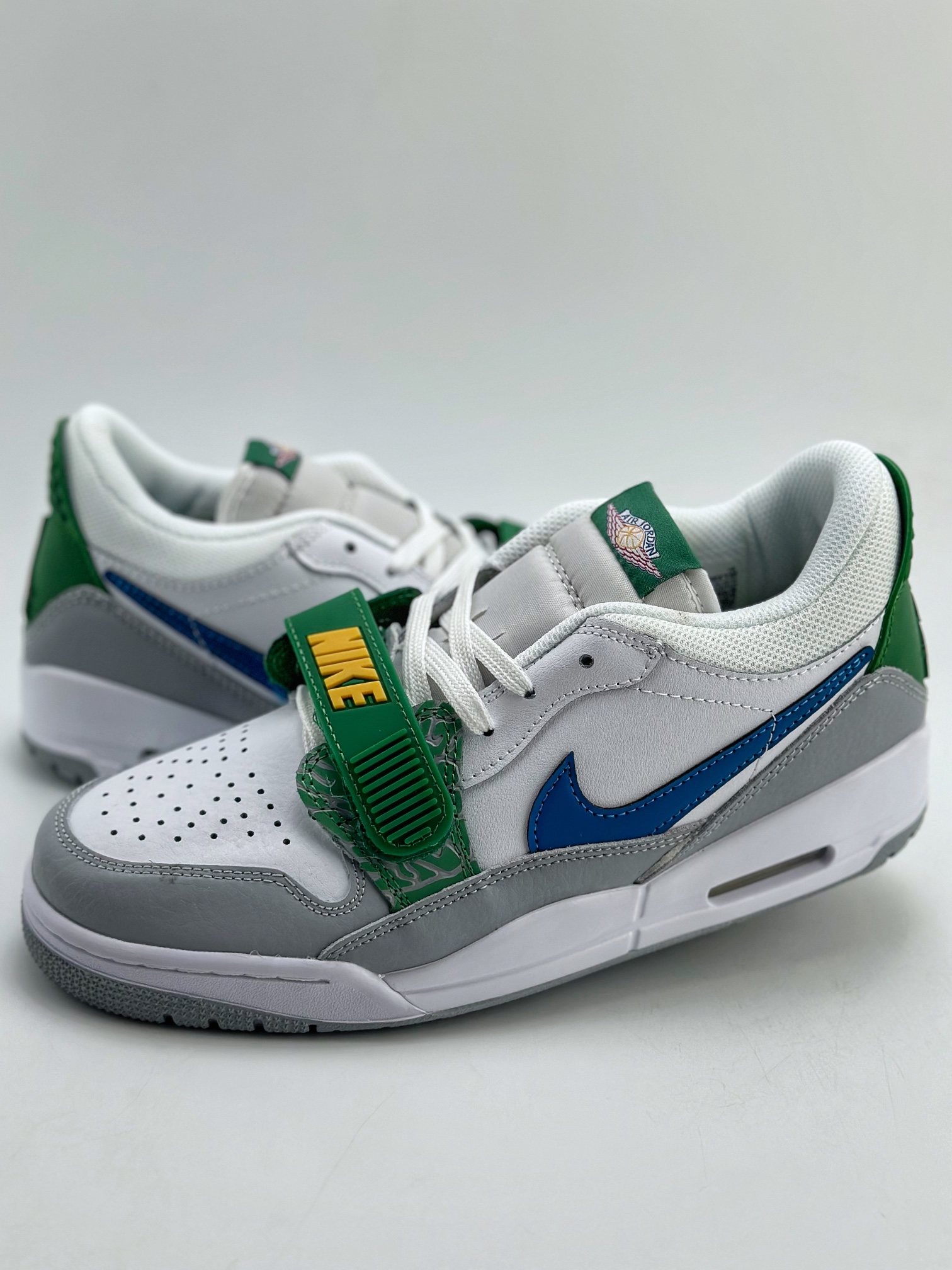 200 Nike Air Jordan Legacy 312 Low 白蓝绿 CD9054-140