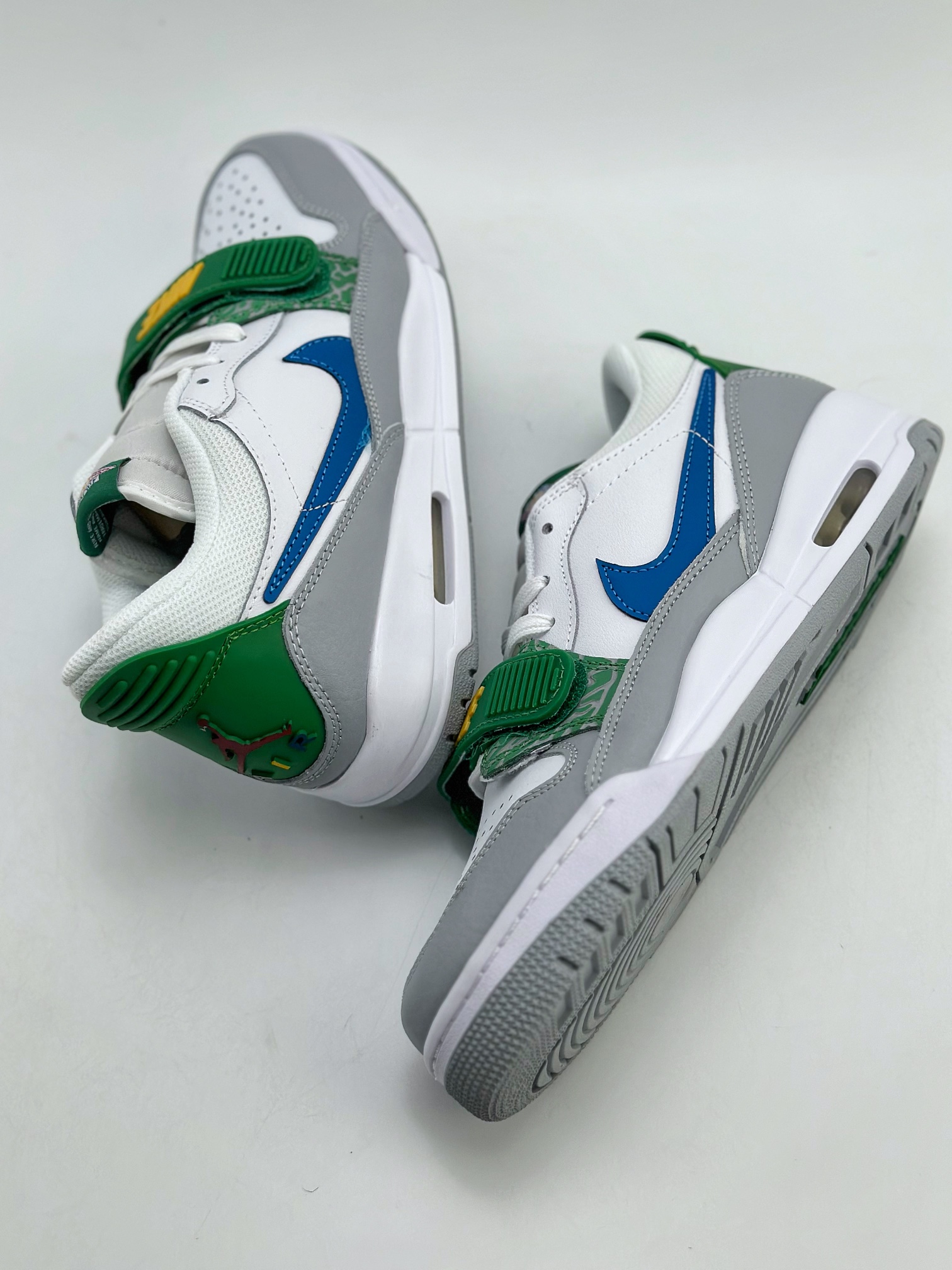 200 Nike Air Jordan Legacy 312 Low 白蓝绿 CD9054-140