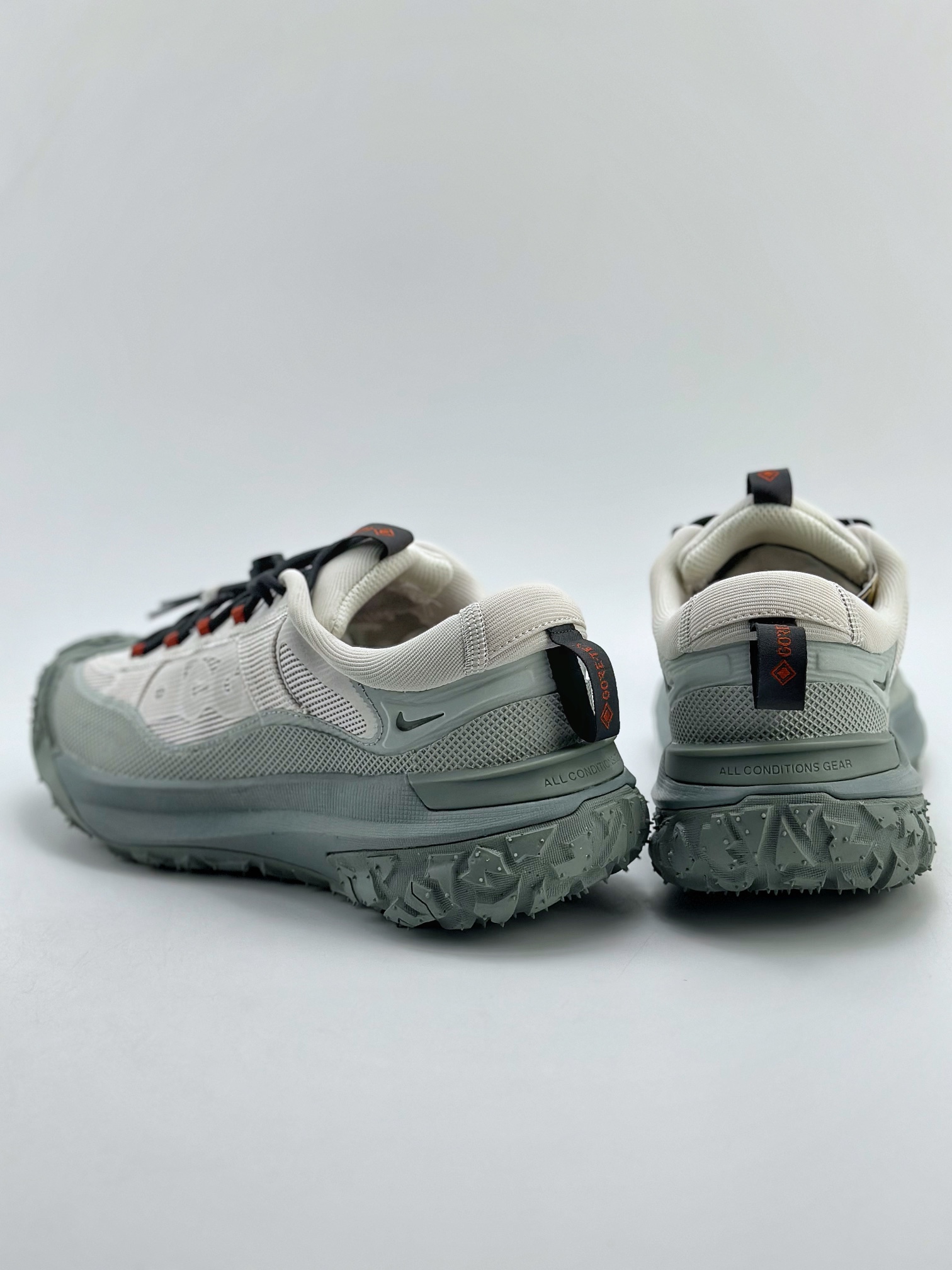 200 NK ACG MOUNTAIN FLY 2 LOW 外户登山列系越跑低帮休闲动运徒步鞋 HF6245-003