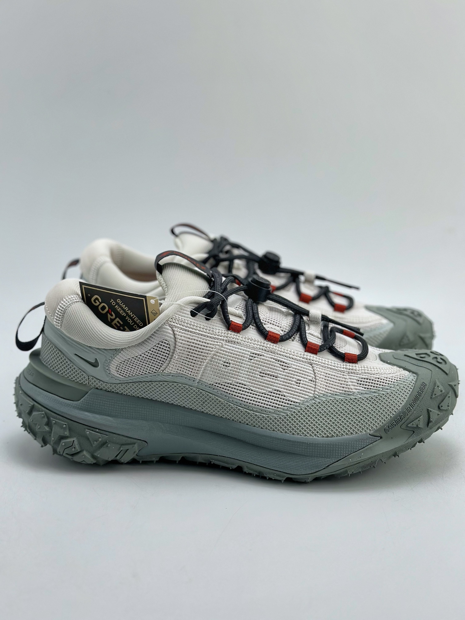 200 NK ACG MOUNTAIN FLY 2 LOW 外户登山列系越跑低帮休闲动运徒步鞋 HF6245-003