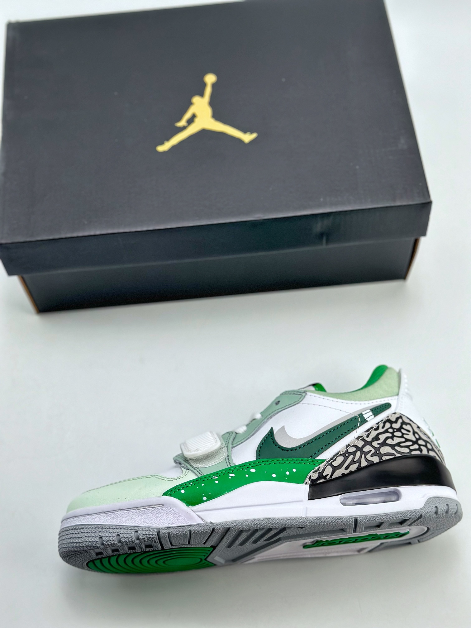 270 Air Jordan Legacy 312 Low 抹茶戚风 白绿 FN3407-101