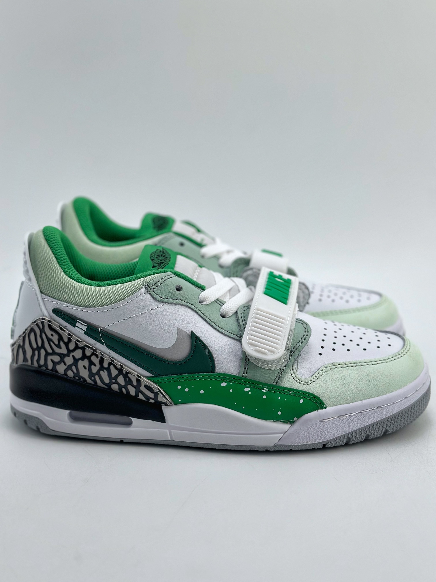 270 Air Jordan Legacy 312 Low 抹茶戚风 白绿 FN3407-101