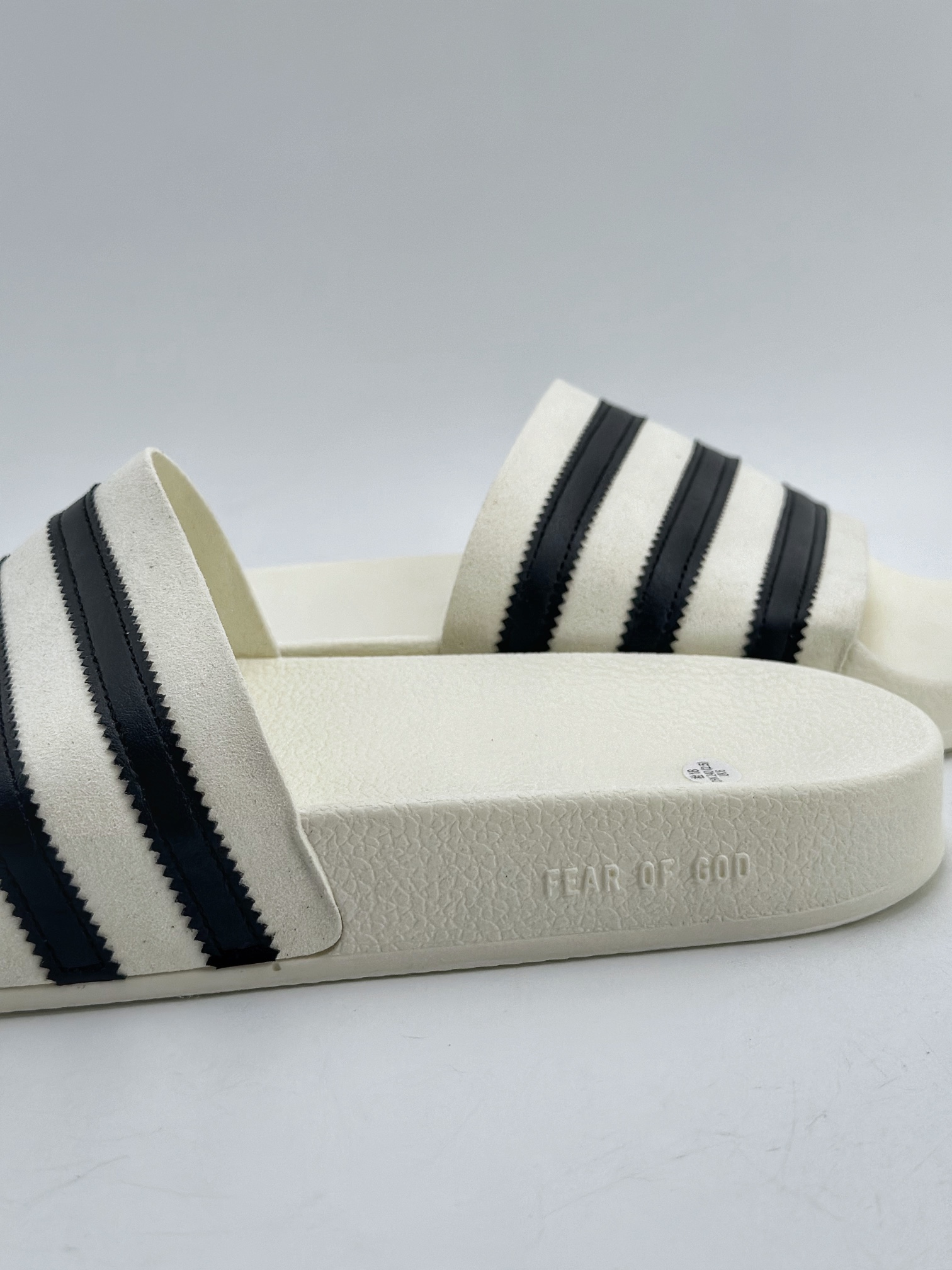 105 Adidas Originals Adilette Slide 50th Anniversary x FOG/Fear of God 洛杉矶街头奢牌 IH2272