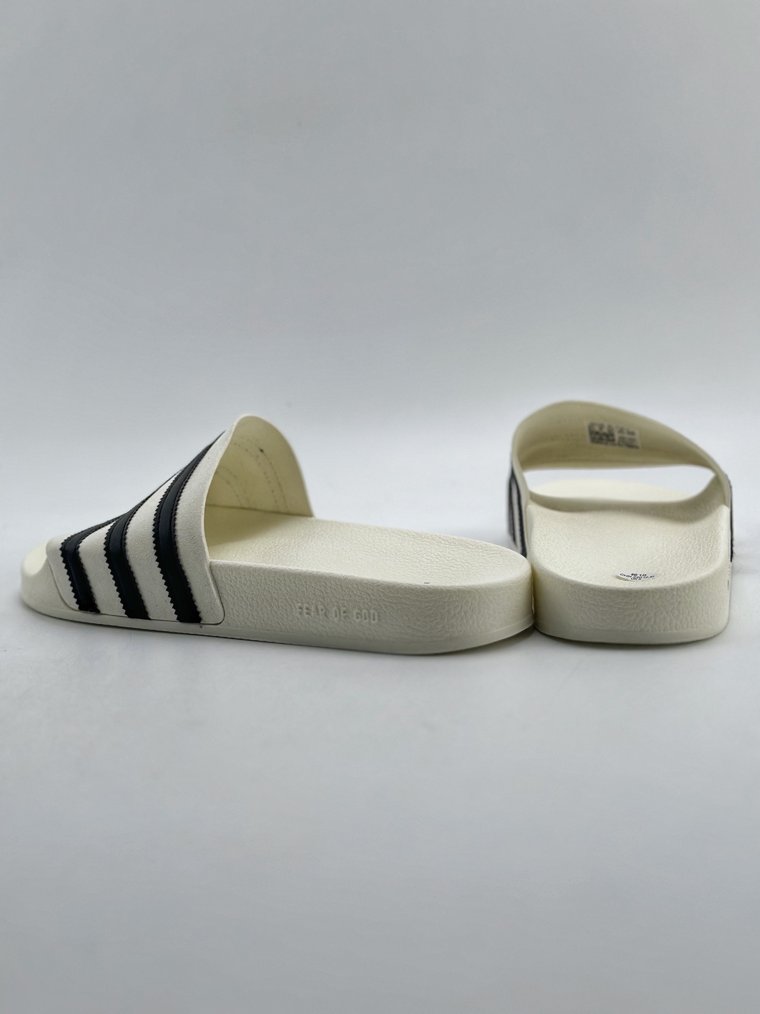 105 Adidas Originals Adilette Slide 50th Anniversary x FOG/Fear of God 洛杉矶街头奢牌 IH2272