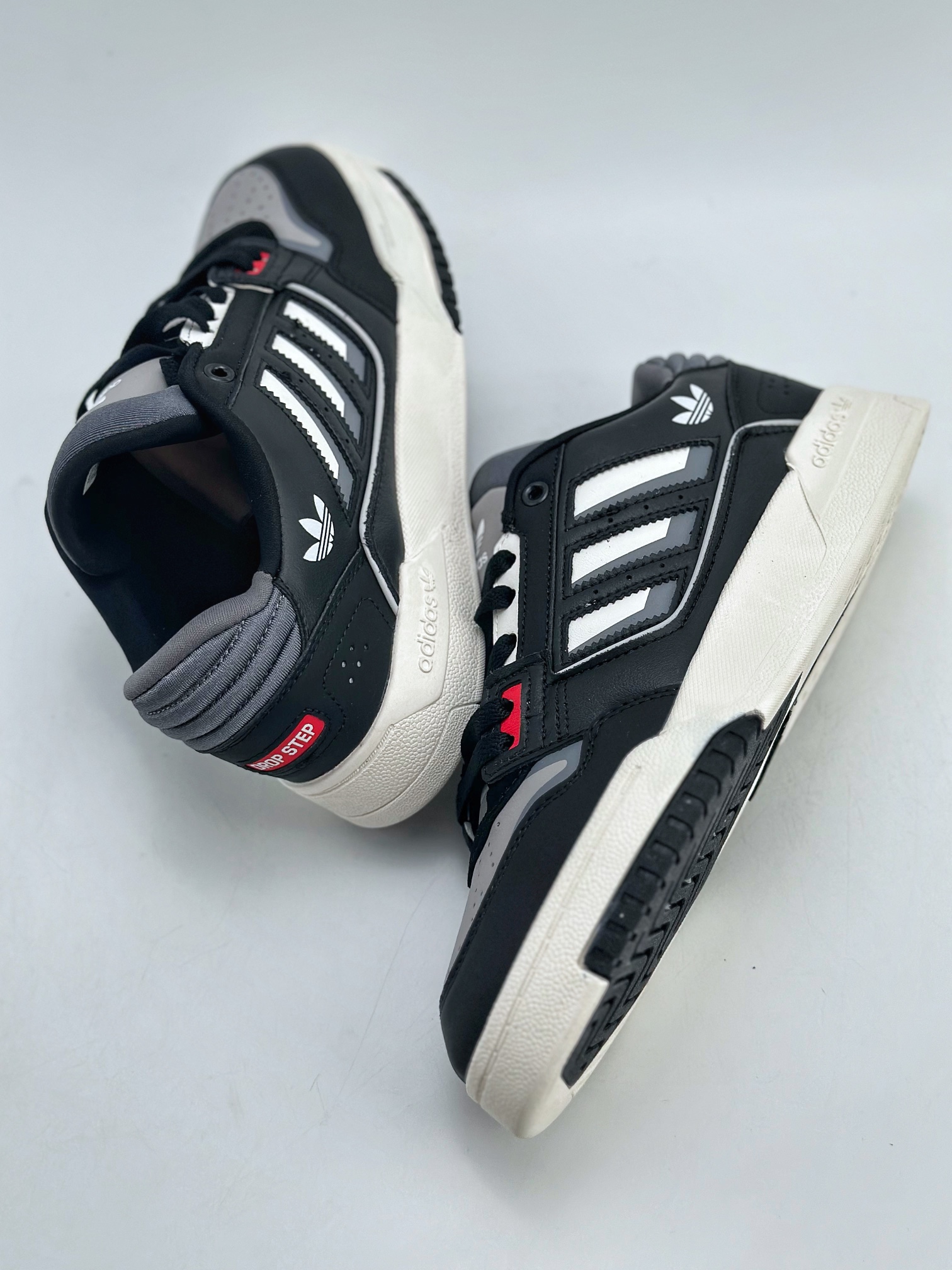 200 Adidas Drop Step 低帮 海外渠道版 原盒原标  IG43336