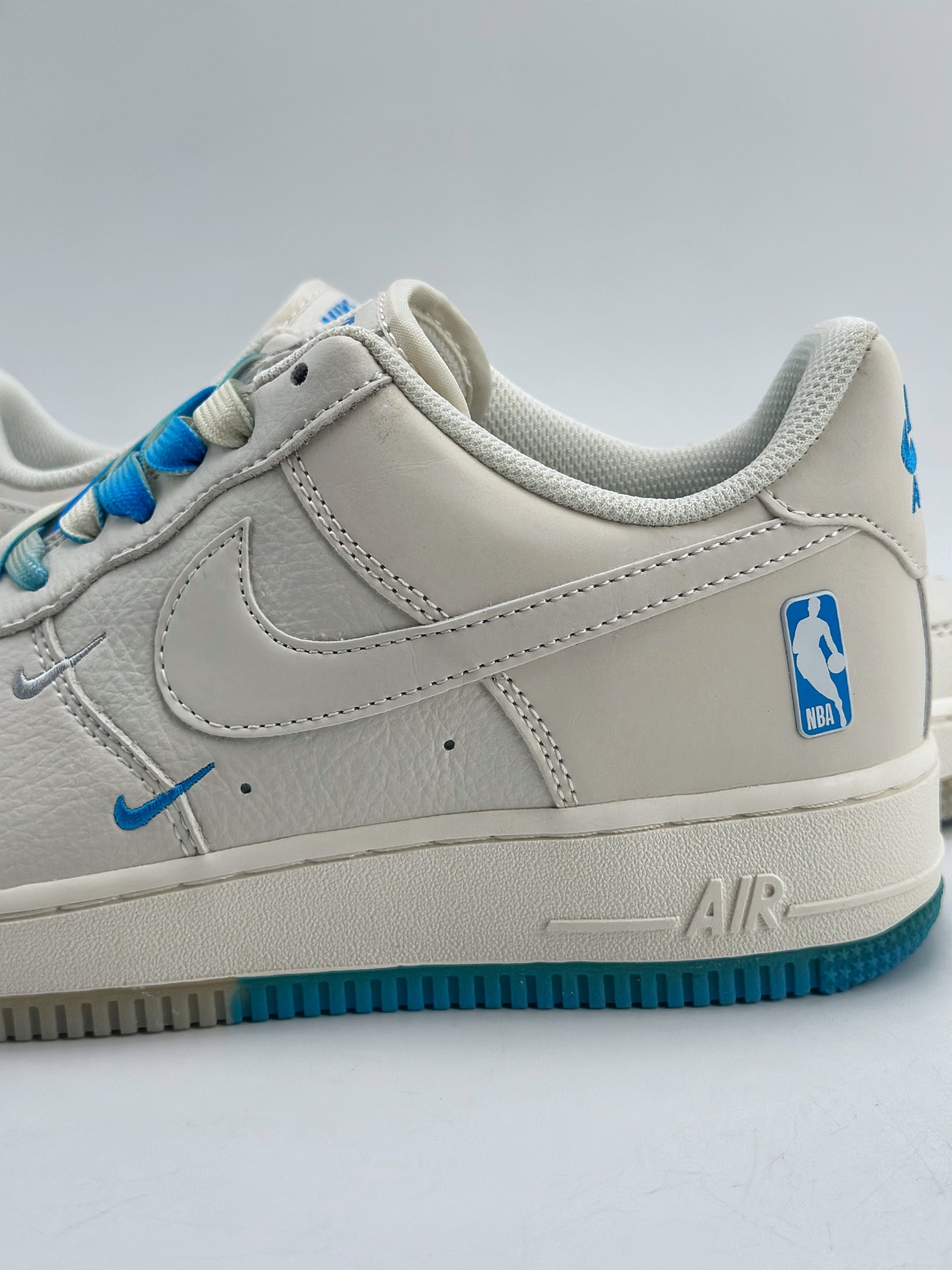 200 Nike Air Force 1 Low 07 白蓝NBA限定 NB3696-509