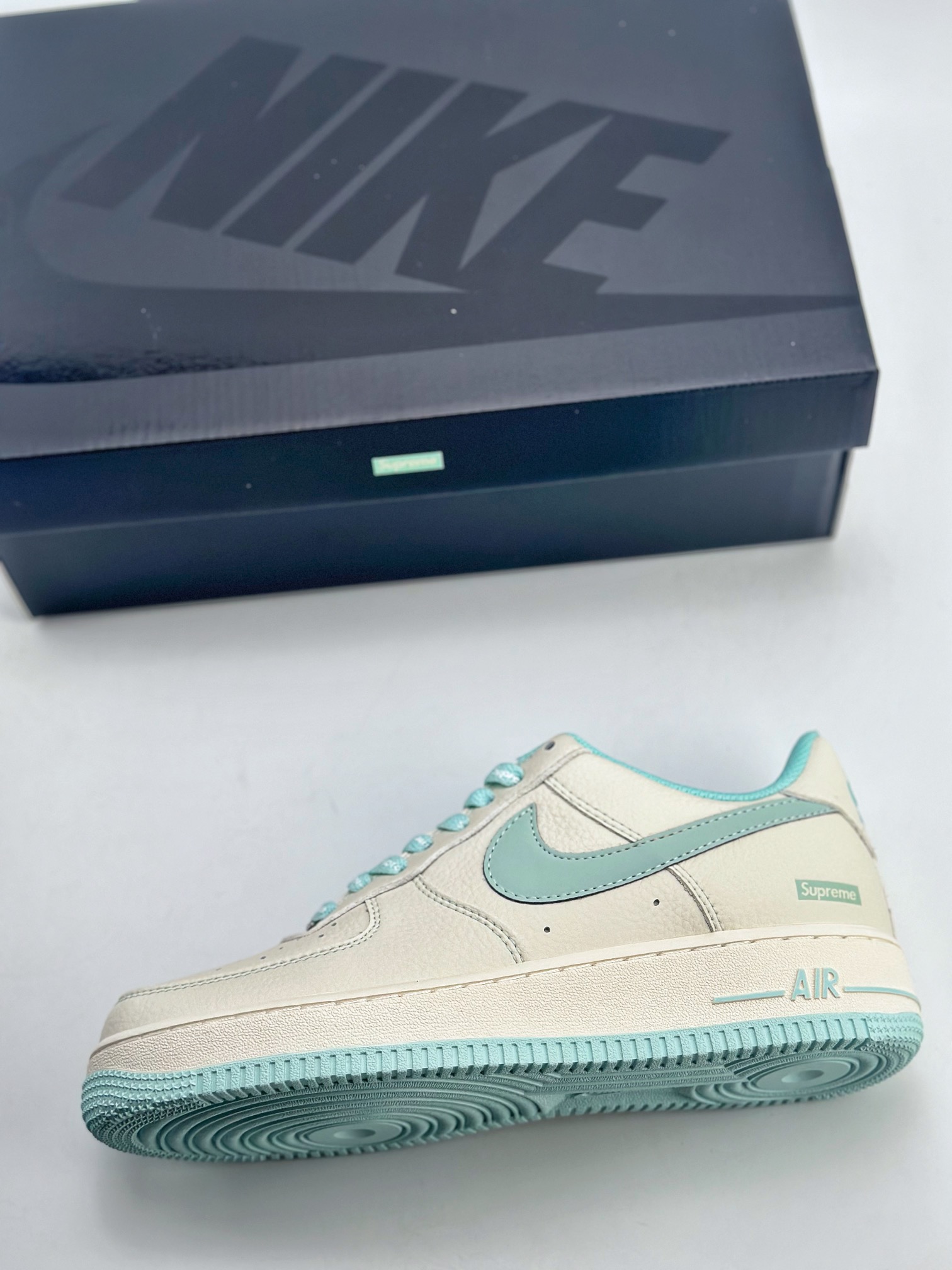 200 Nike Air Force 1 Low 07 x Supreme 白青 SU0220-006