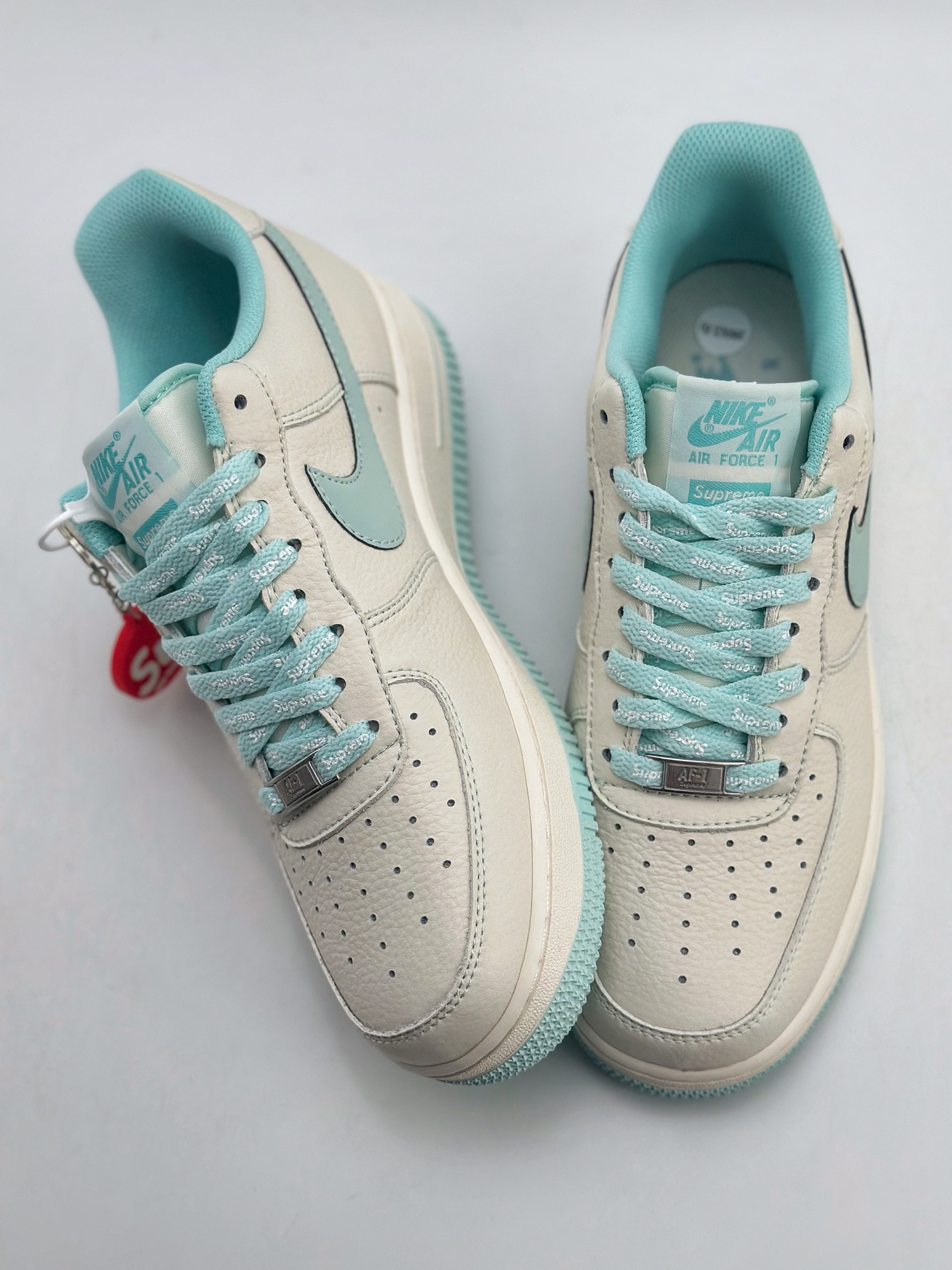 200 Nike Air Force 1 Low 07 x Supreme 白青 SU0220-006