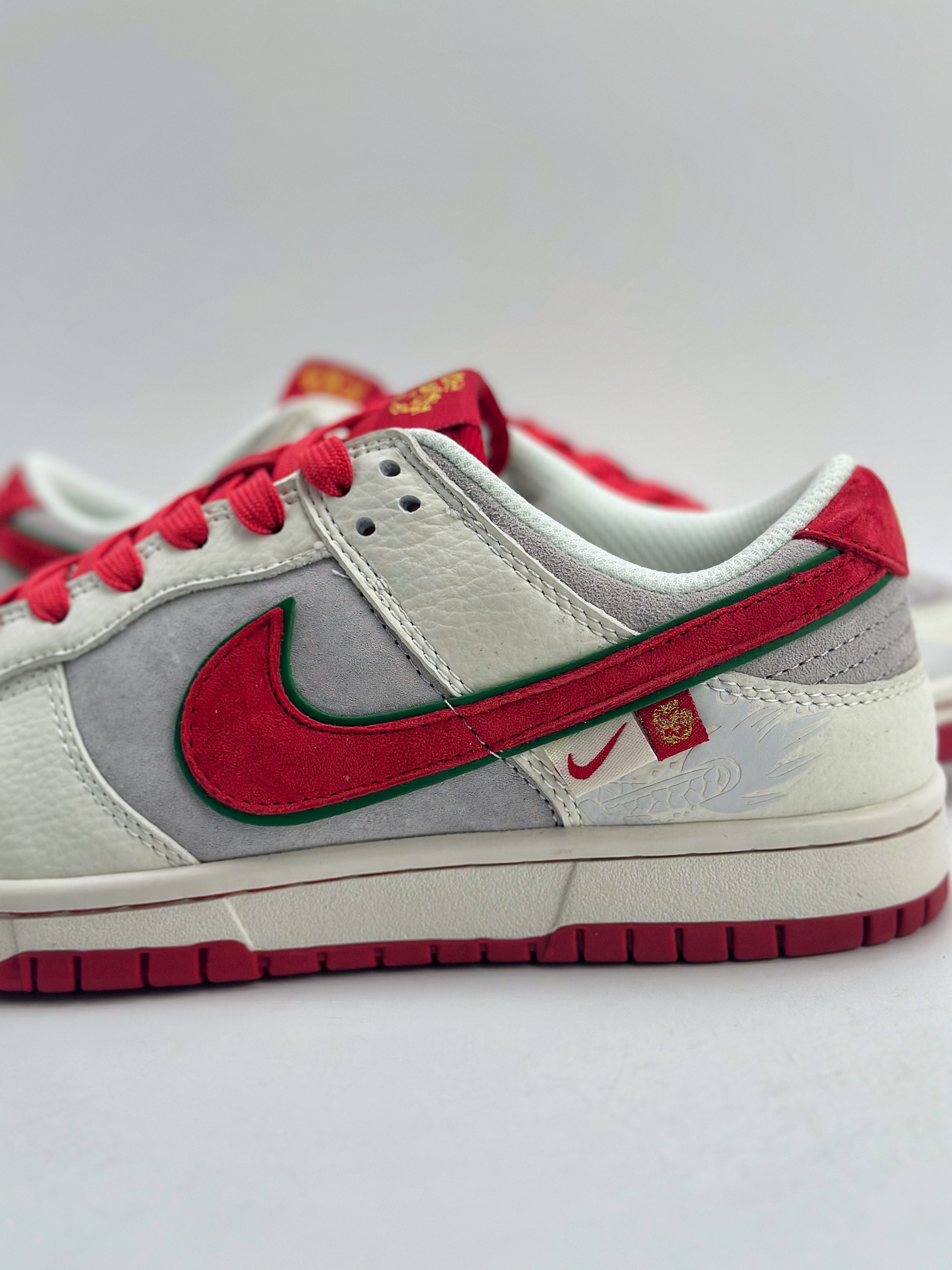 280 Nike SB Dunk Low 中国年限定 红运 CR8033-506