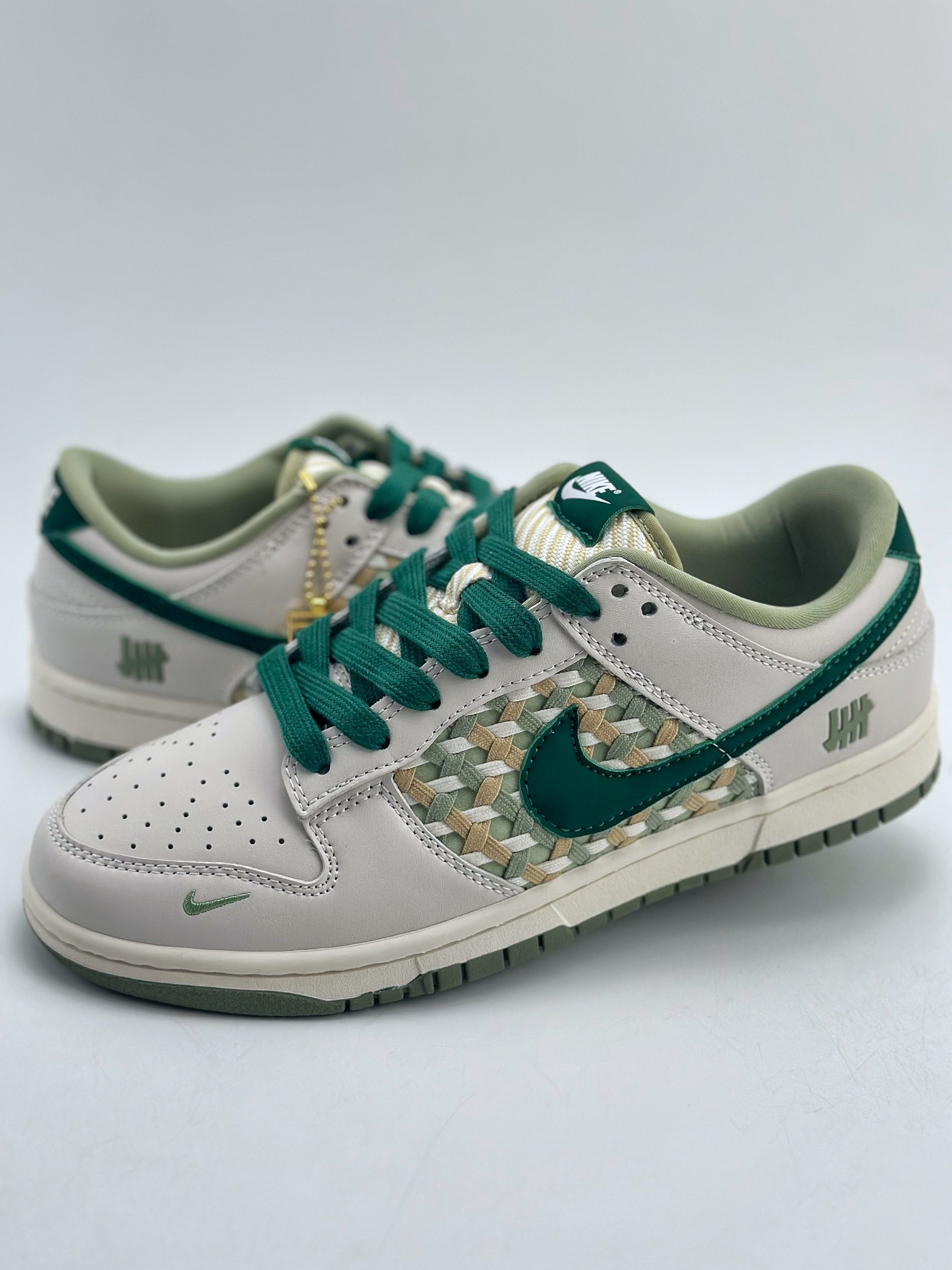 280 Nike SB Dunk Low x Undefeated 白绿小勾 DQ1098-359