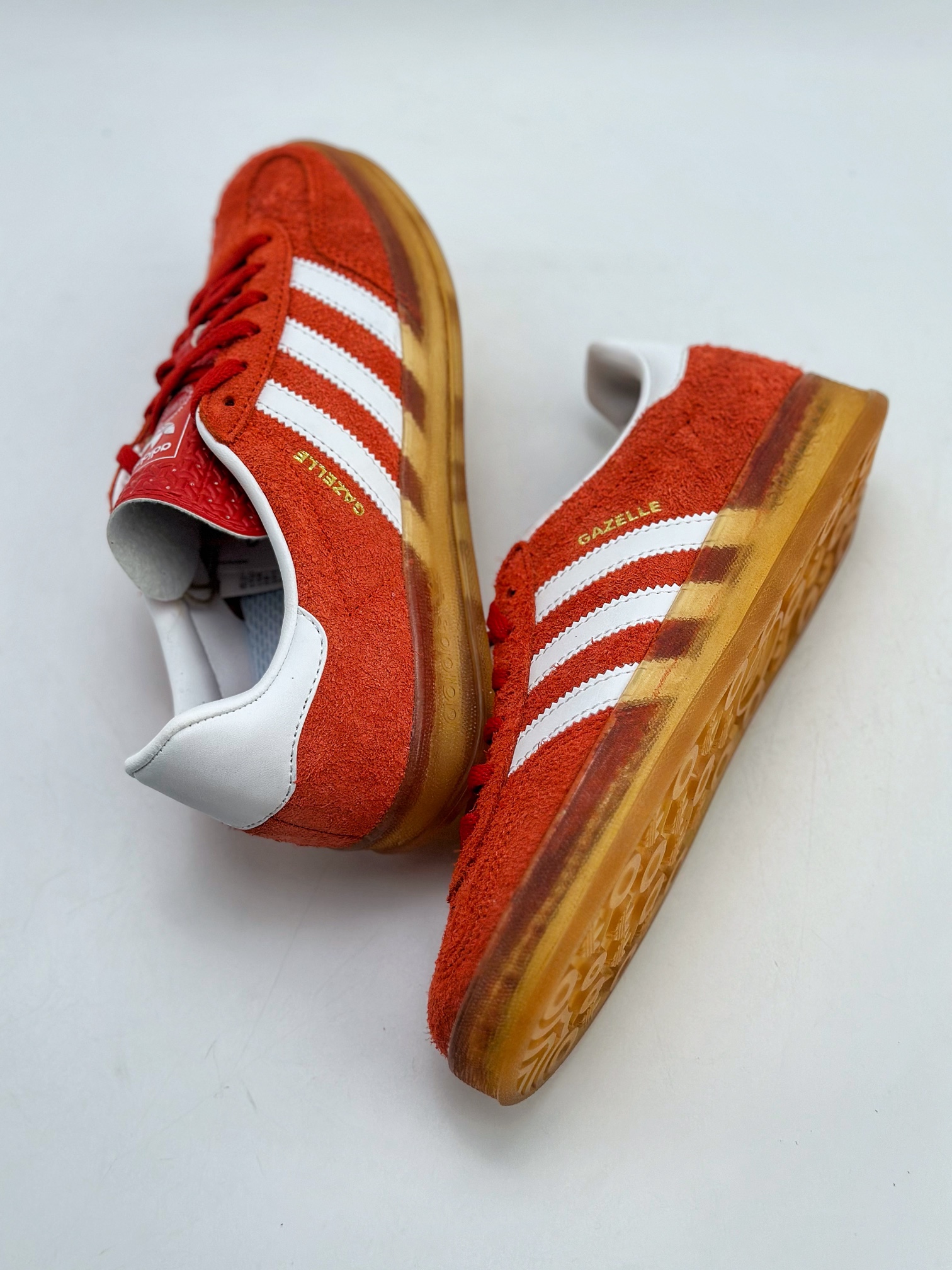 180 adidas Originals Gazelle INdoor 三叶草休闲防滑耐磨低帮板鞋 HQ8718