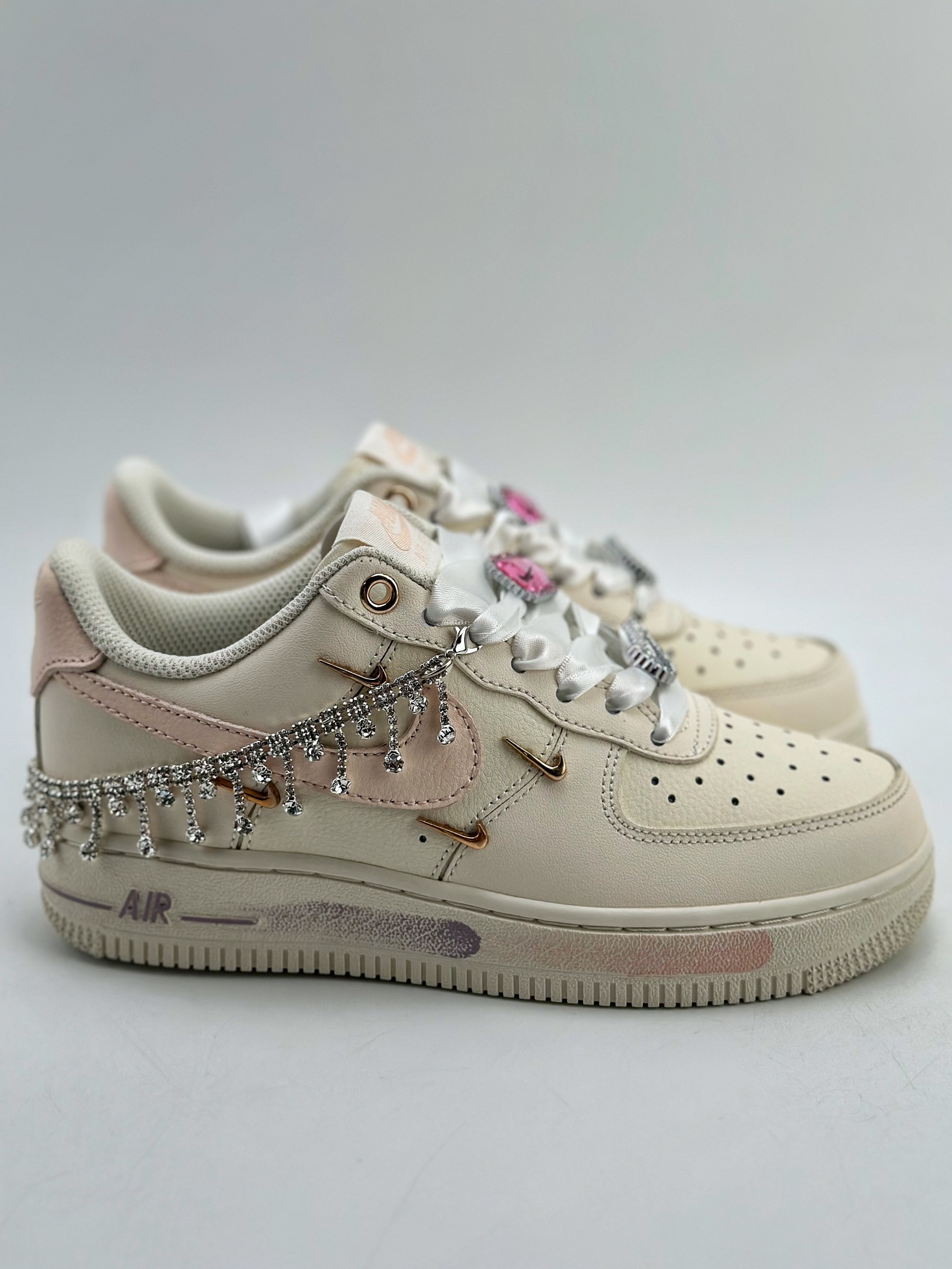 260 Nike Air Force 1 Low 07 可拆卸钻石链条 浪漫邂逅 FV1122-333