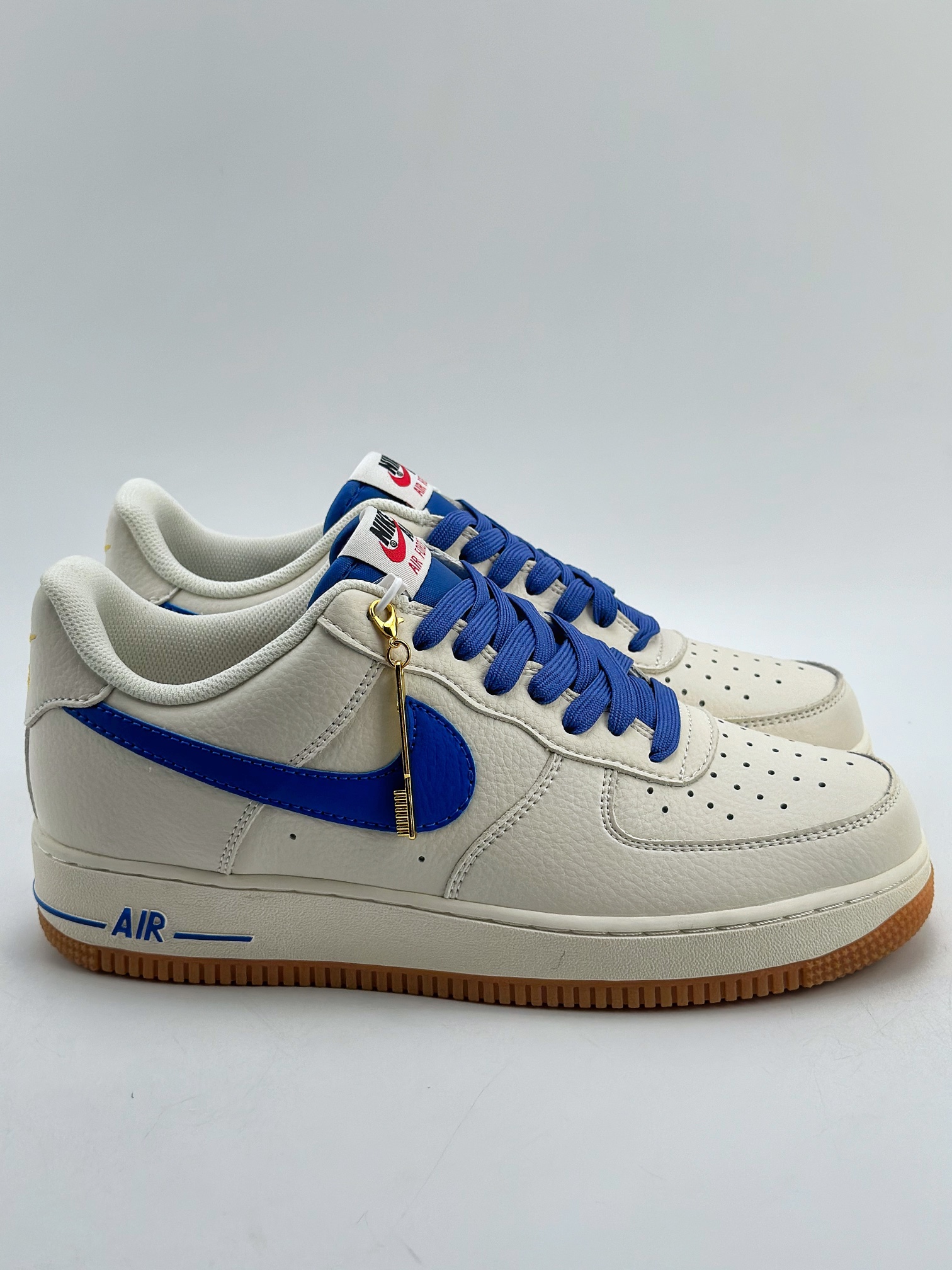 240 Nike Air Force 1 Low 07 米白蓝生胶 NN0613-011