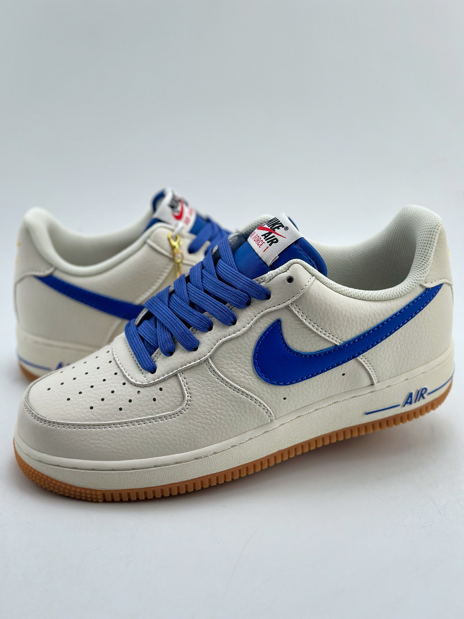 240 Nike Air Force 1 Low 07 米白蓝生胶 NN0613-011