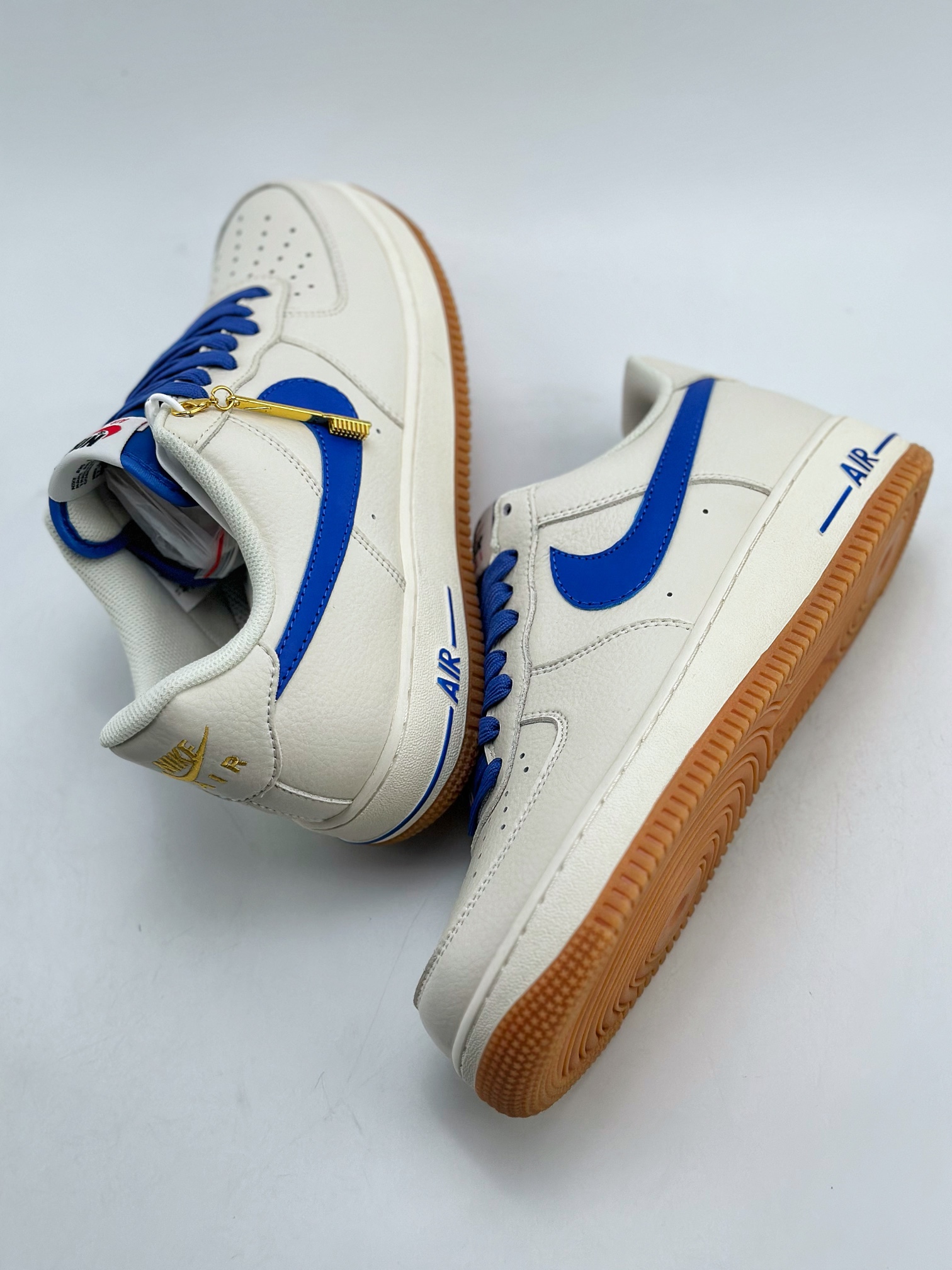 240 Nike Air Force 1 Low 07 米白蓝生胶 NN0613-011