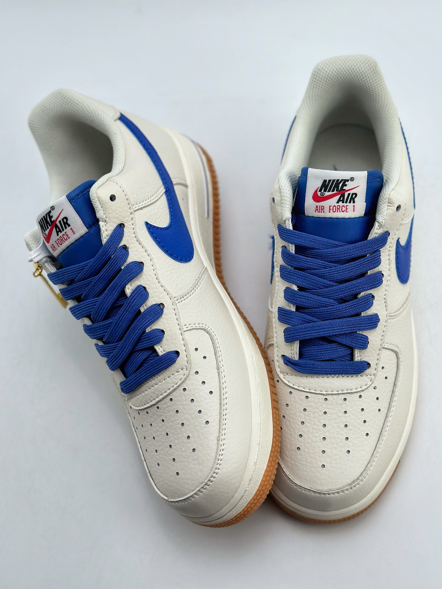 240 Nike Air Force 1 Low 07 米白蓝生胶 NN0613-011