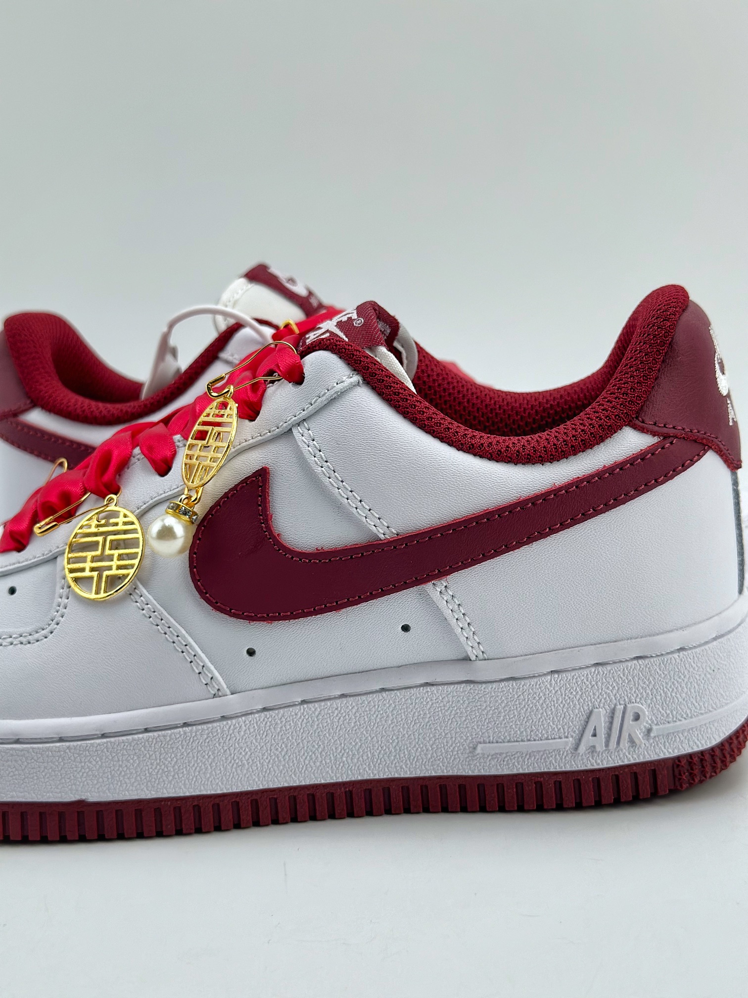 200 Nike Air Force 1 Low 07 中国红 婚鞋 FV5948-105