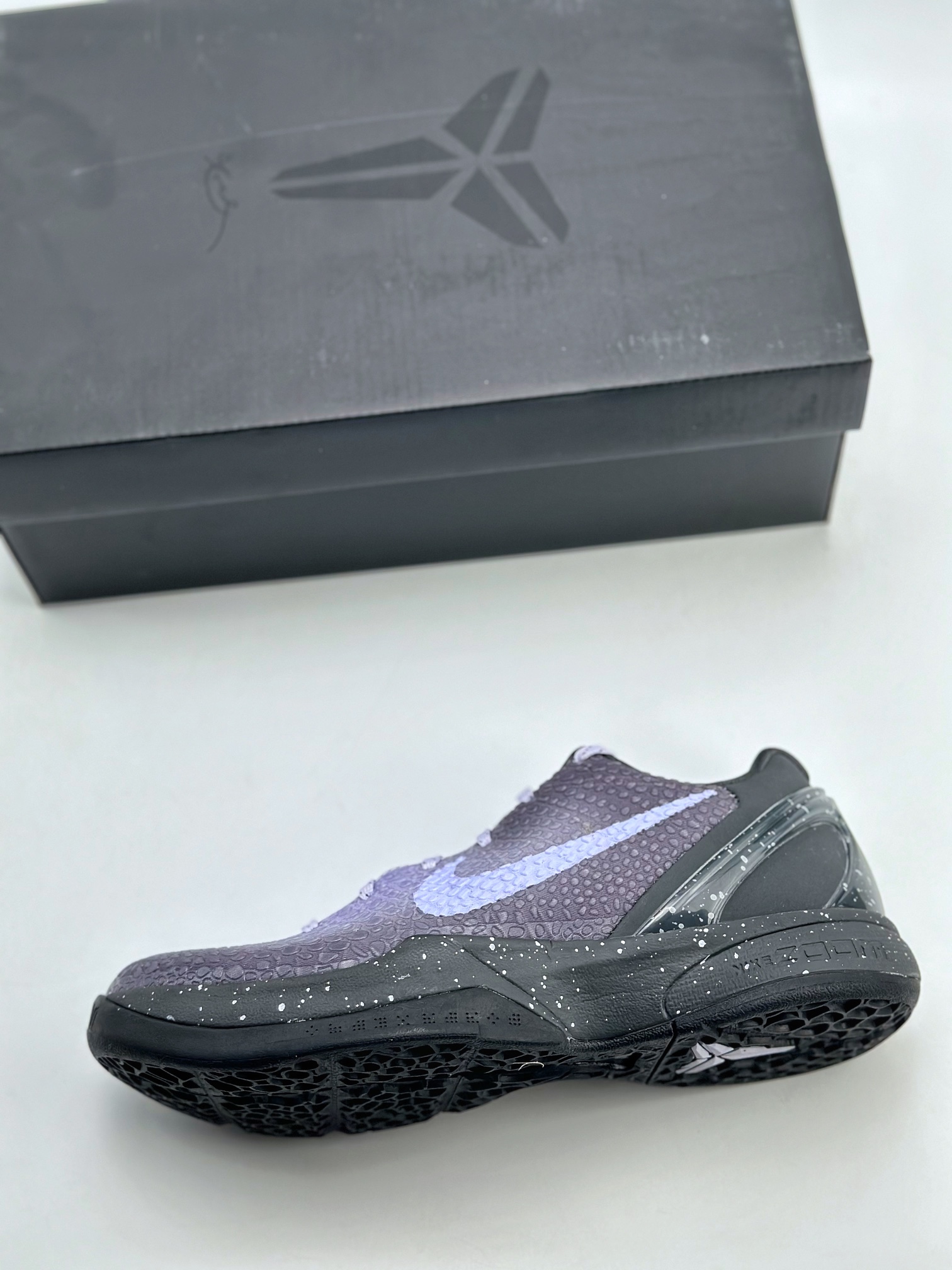 The pure original version of NK KOBE 6 Kobe 6th generation ”EYBL” black and purple men's actual basketball shoes DM2825-001