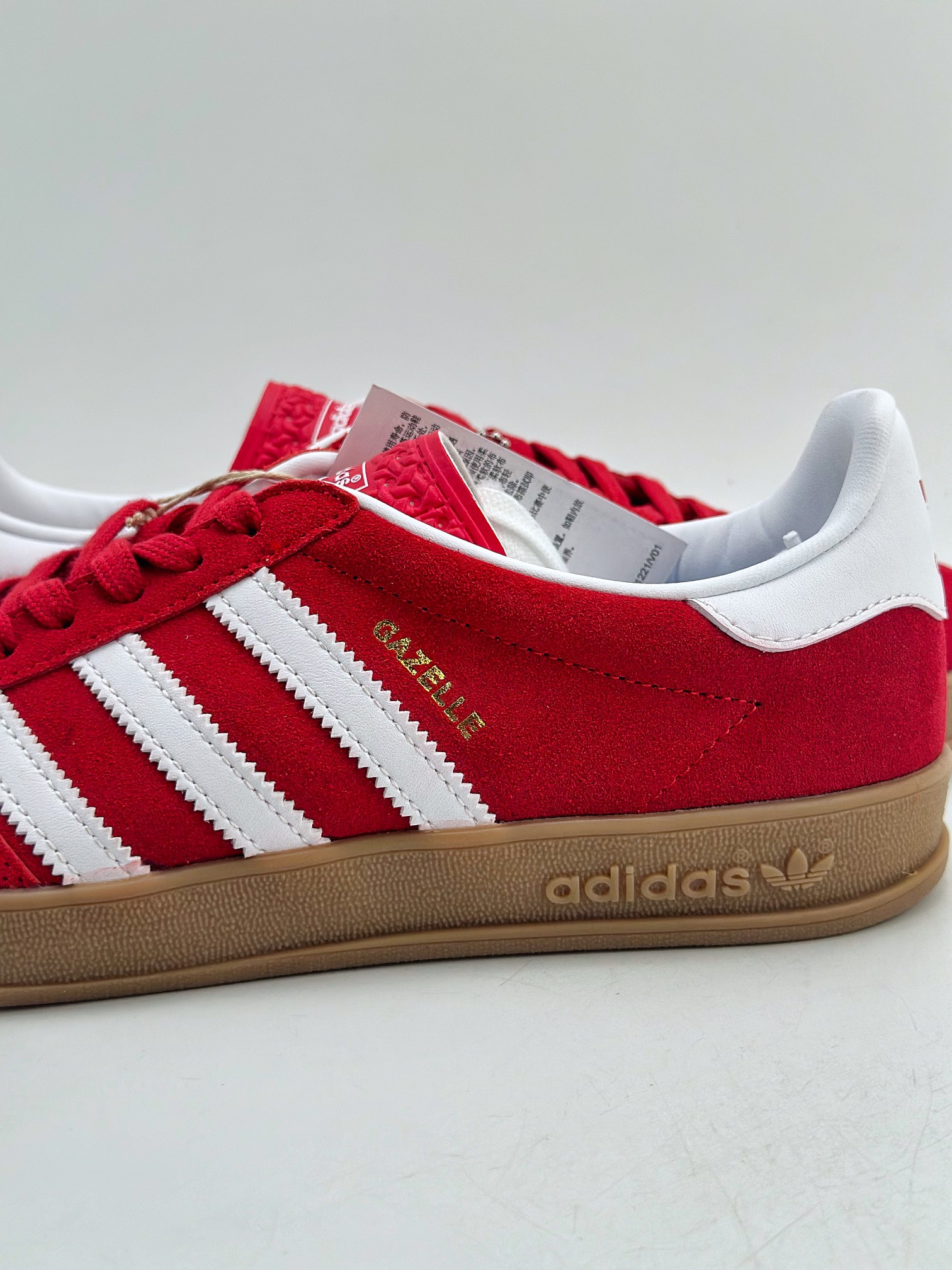 160 adidas Originals Gazelle INdoor 三叶草休闲防滑耐磨低帮板鞋  HO6261