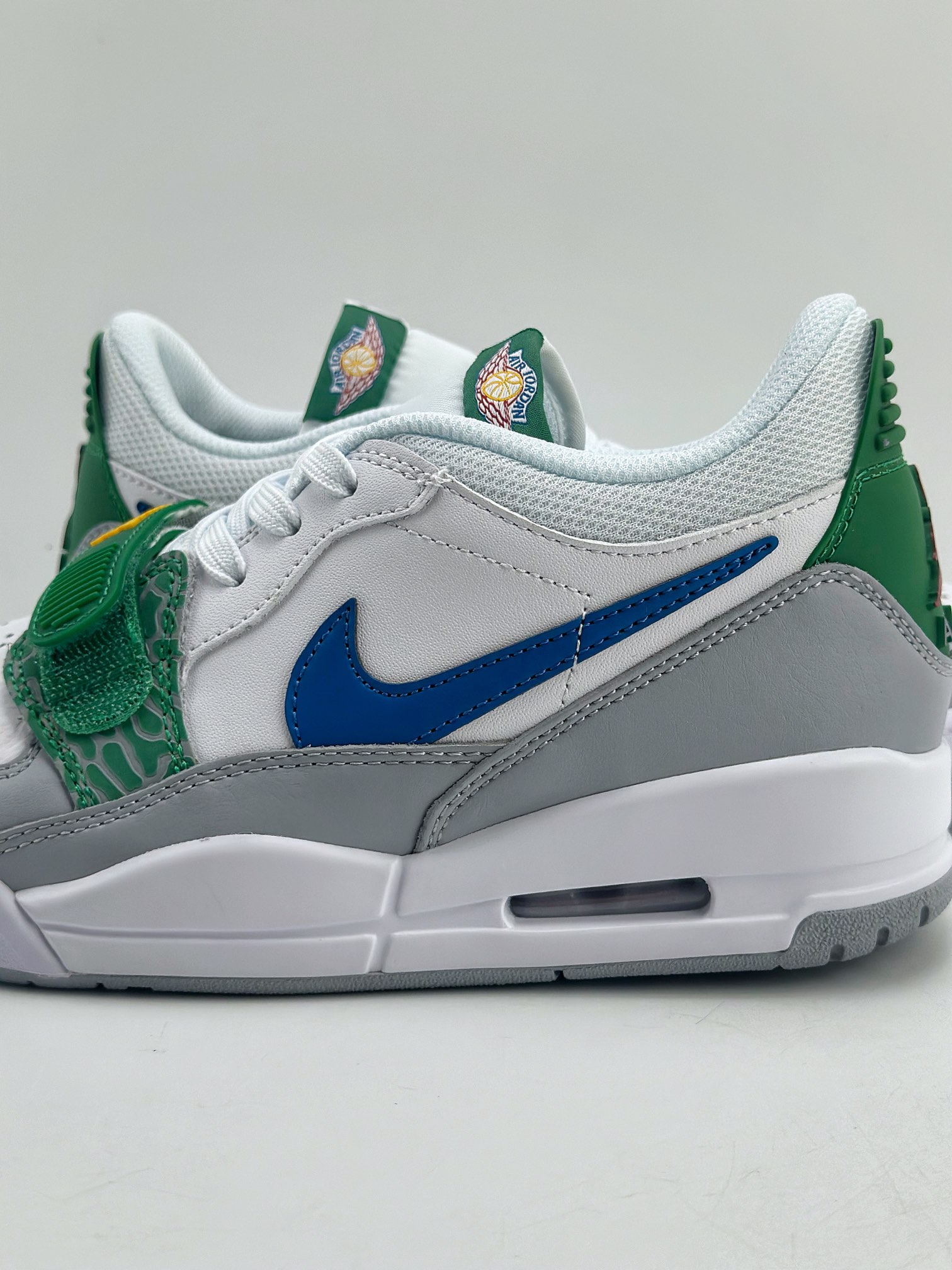 200 Nike Air Jordan Legacy 312 Low 白蓝绿  CD9054-140