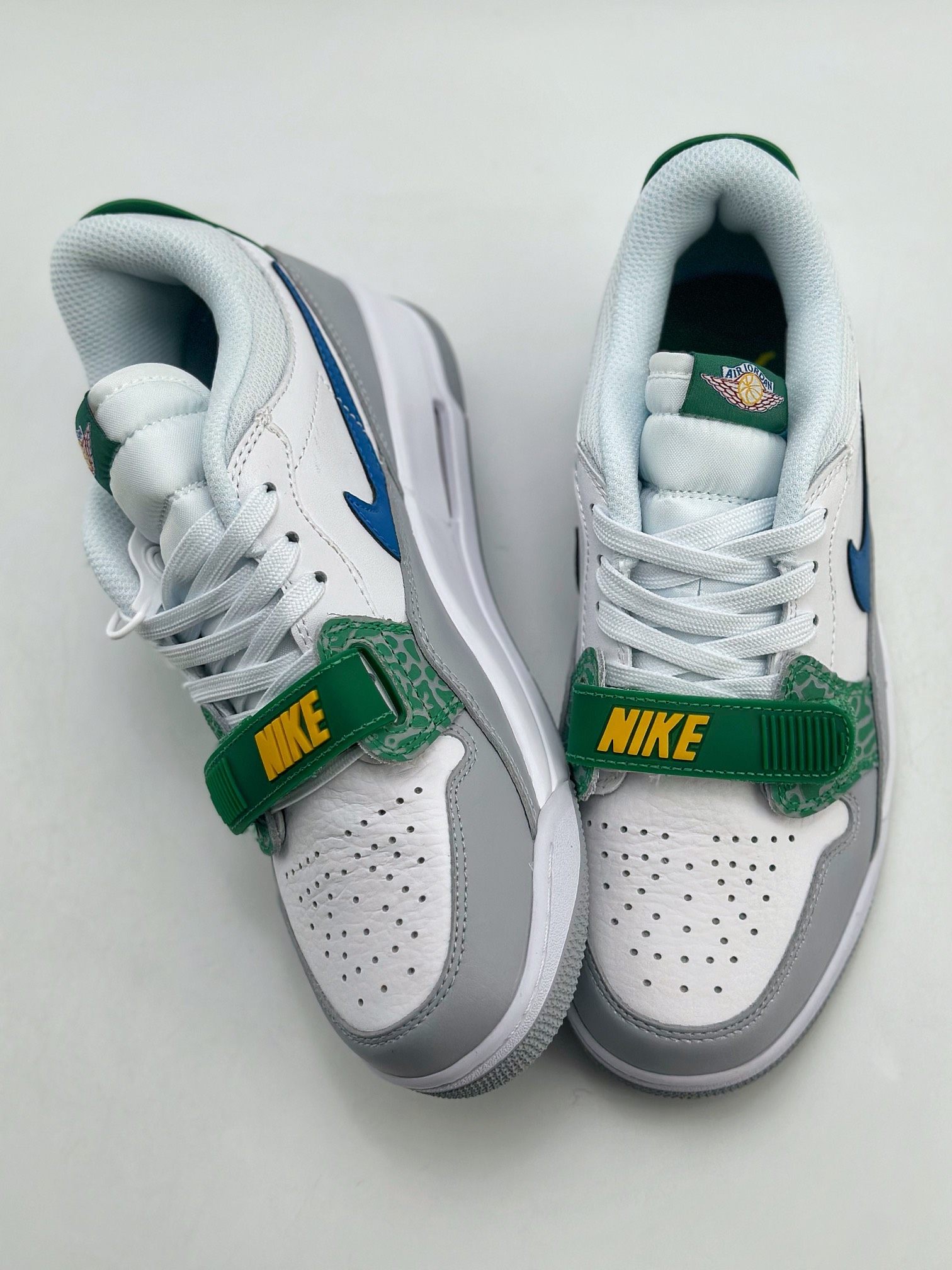 200 Nike Air Jordan Legacy 312 Low 白蓝绿  CD9054-140