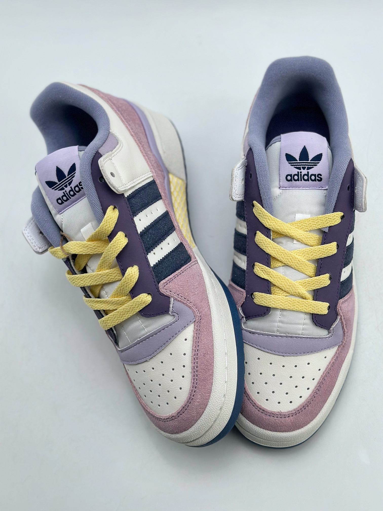 海外渠道版 原盒原标 Adidas Forum Low CL 三叶草低邦经典魔术贴复古板鞋  ID62666C