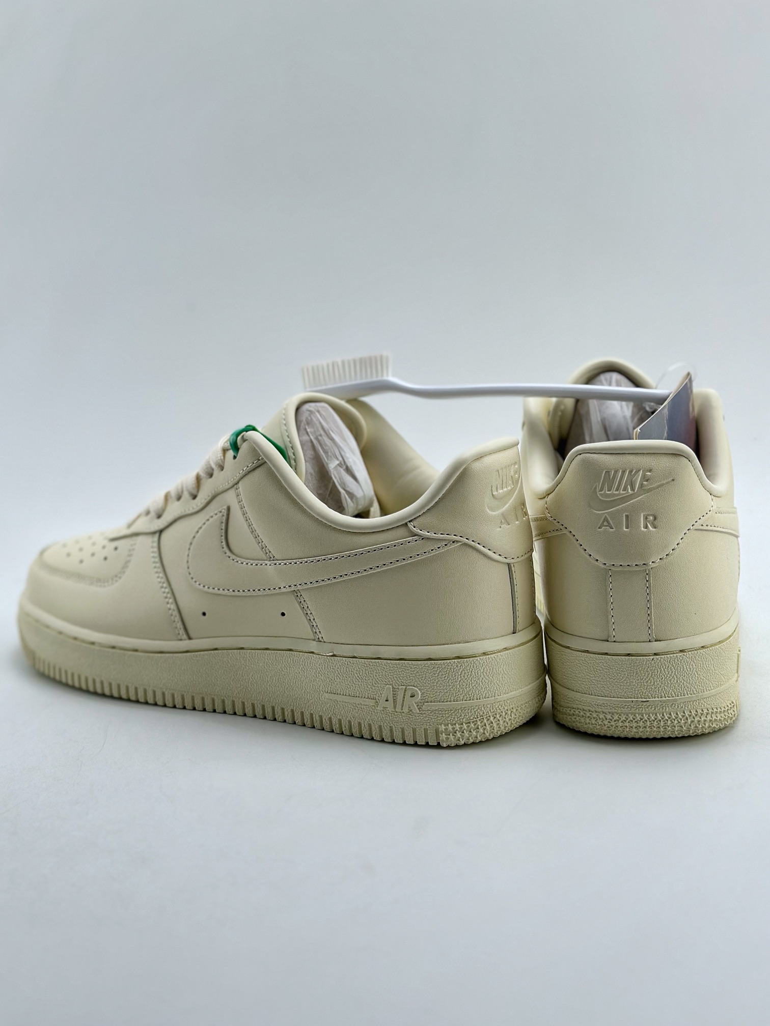 200 Nike Air Force 1 Low 07 "Coconut Milk" 米色 DM0211-101