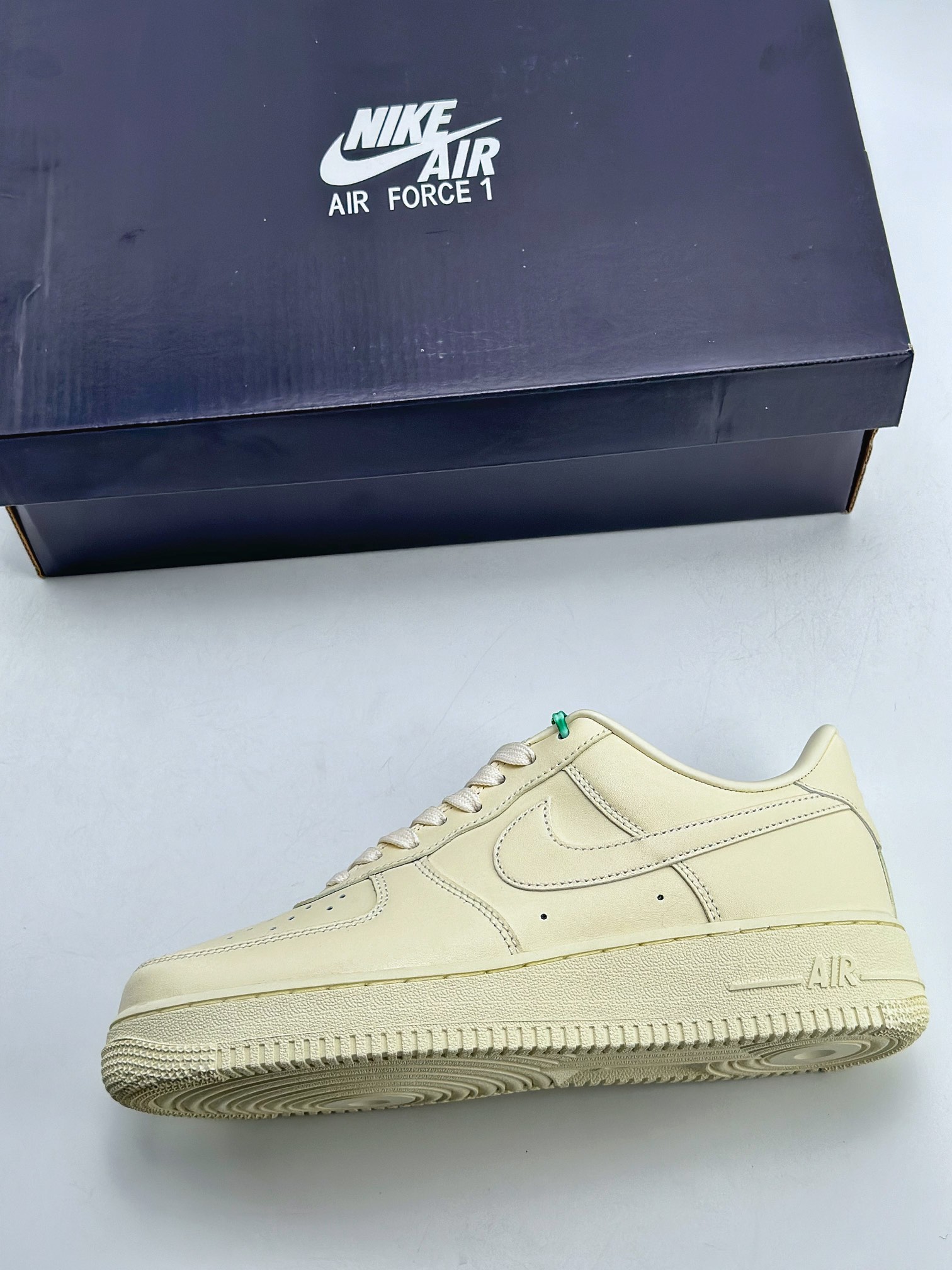 200 Nike Air Force 1 Low 07 "Coconut Milk" 米色 DM0211-101