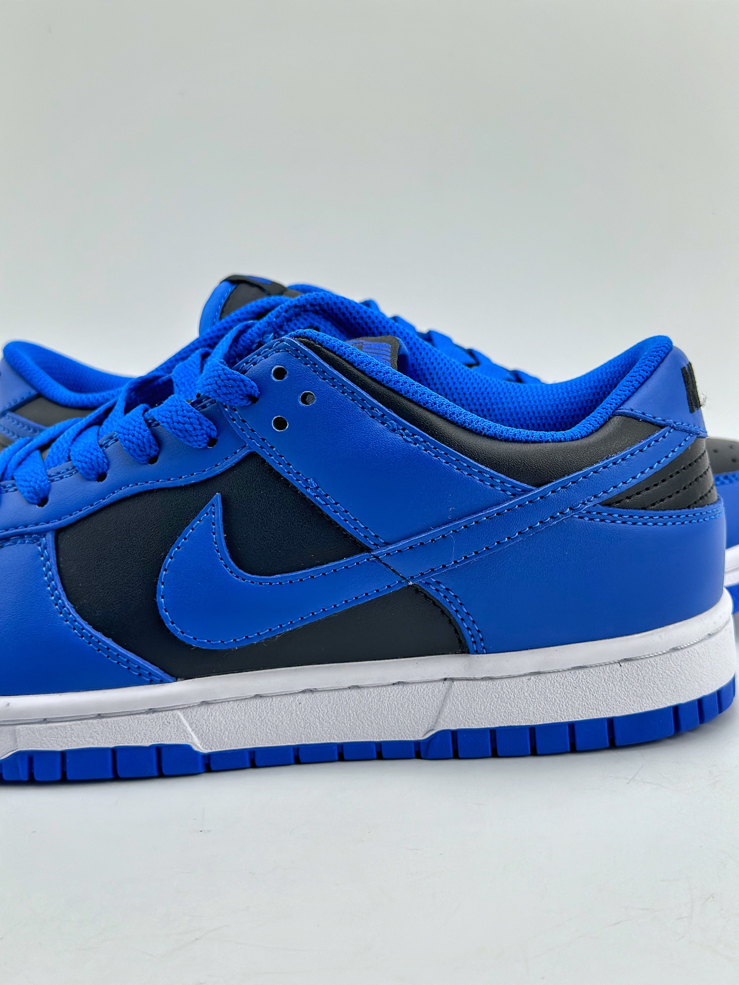 190 NIKE SB Dunk Low retro "hyper cobalt" 皇家蓝 CW1590-001