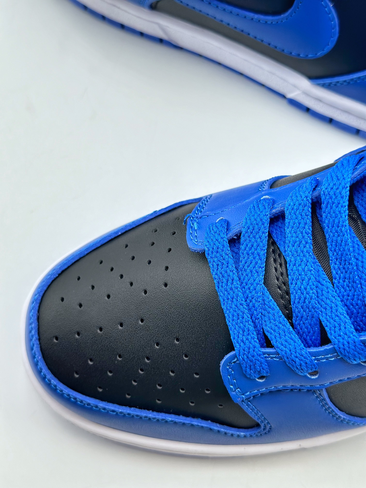 190 NIKE SB Dunk Low retro "hyper cobalt" 皇家蓝 CW1590-001