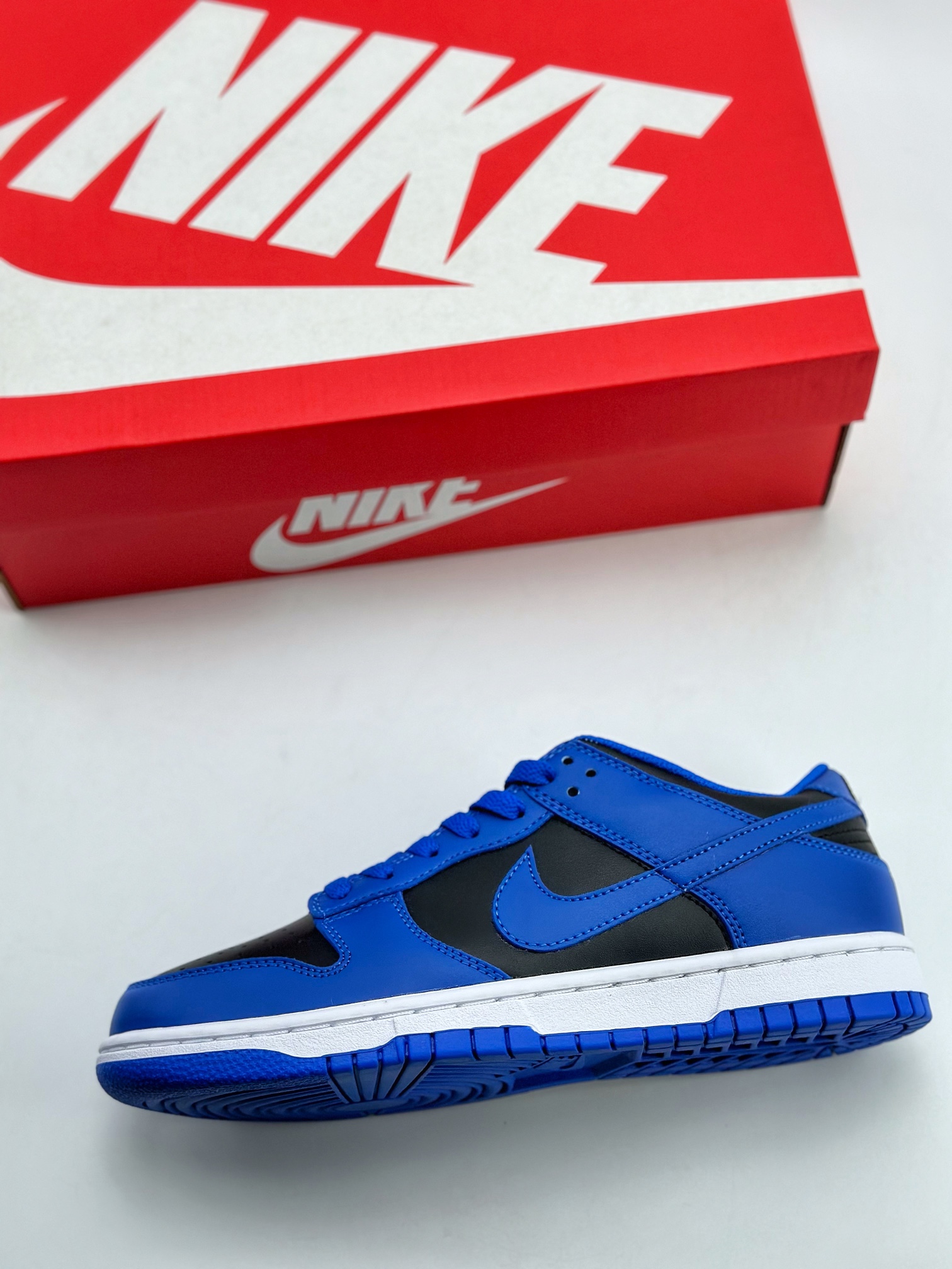 190 NIKE SB Dunk Low retro "hyper cobalt" 皇家蓝 CW1590-001