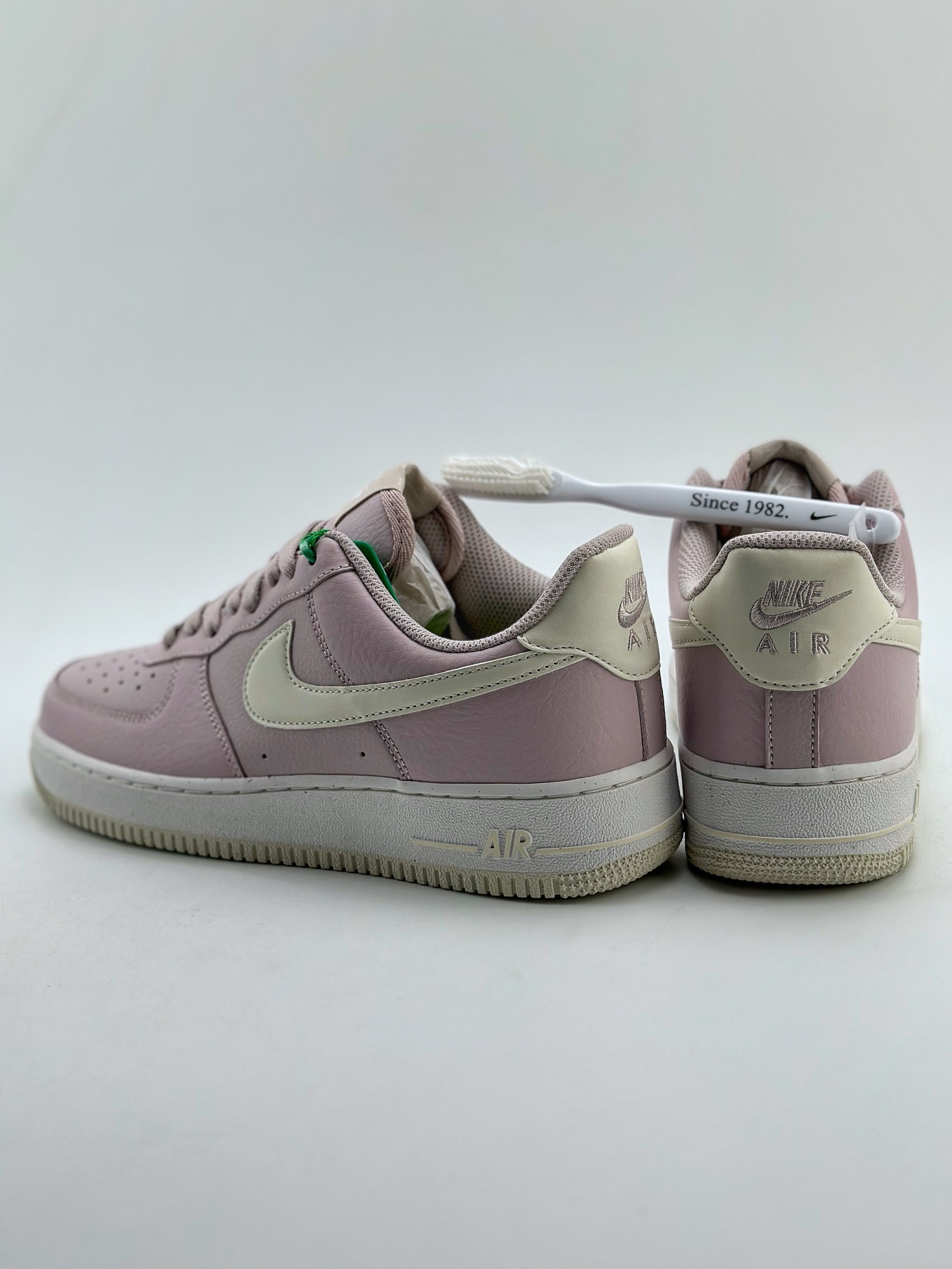 200 Nike Air Force 1 Low 07 Next Nature 粉米 DV3808-001