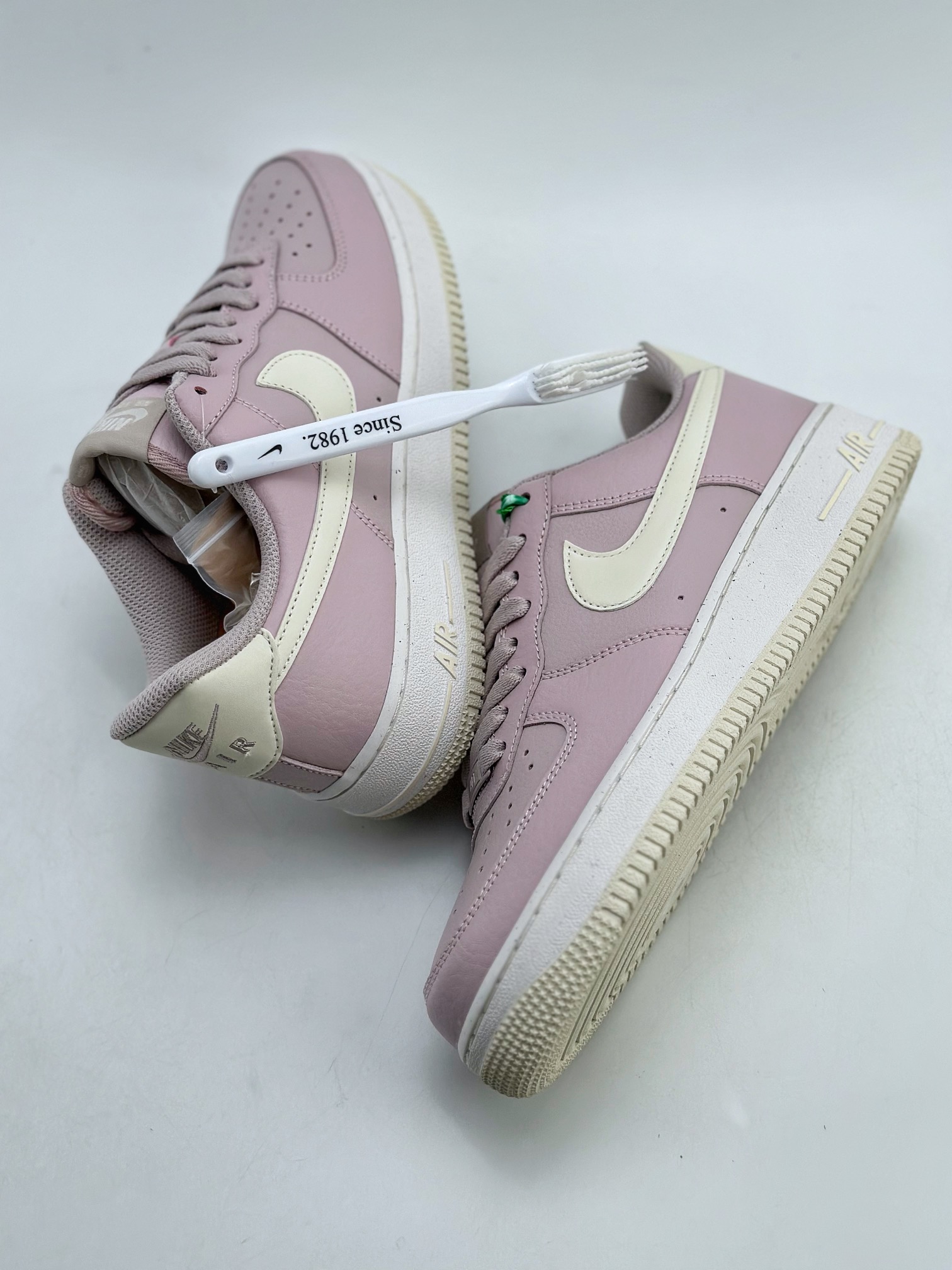 200 Nike Air Force 1 Low 07 Next Nature 粉米 DV3808-001