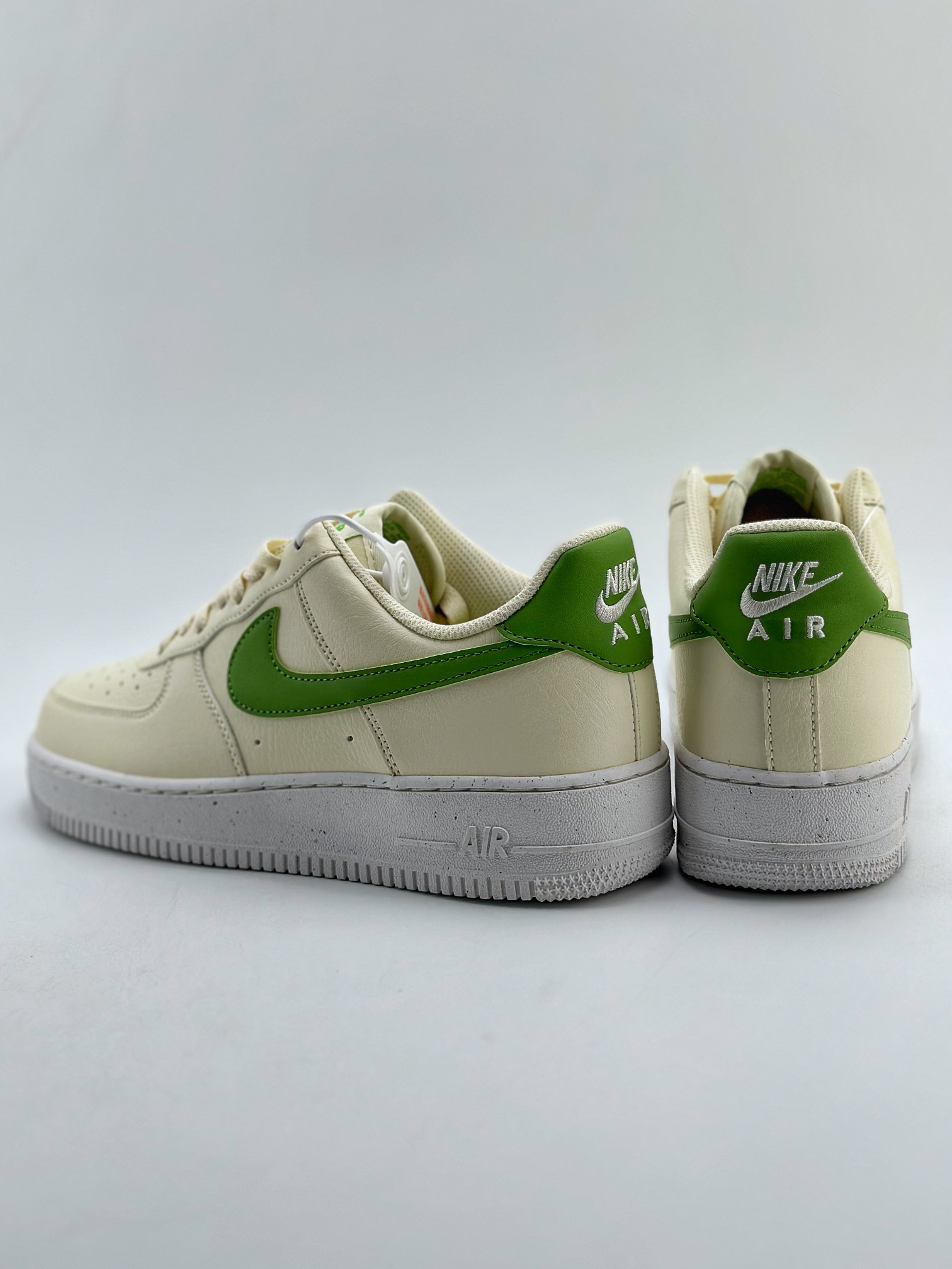 200 Nike Air Force 1 Low 07 米绿 DV3808-102