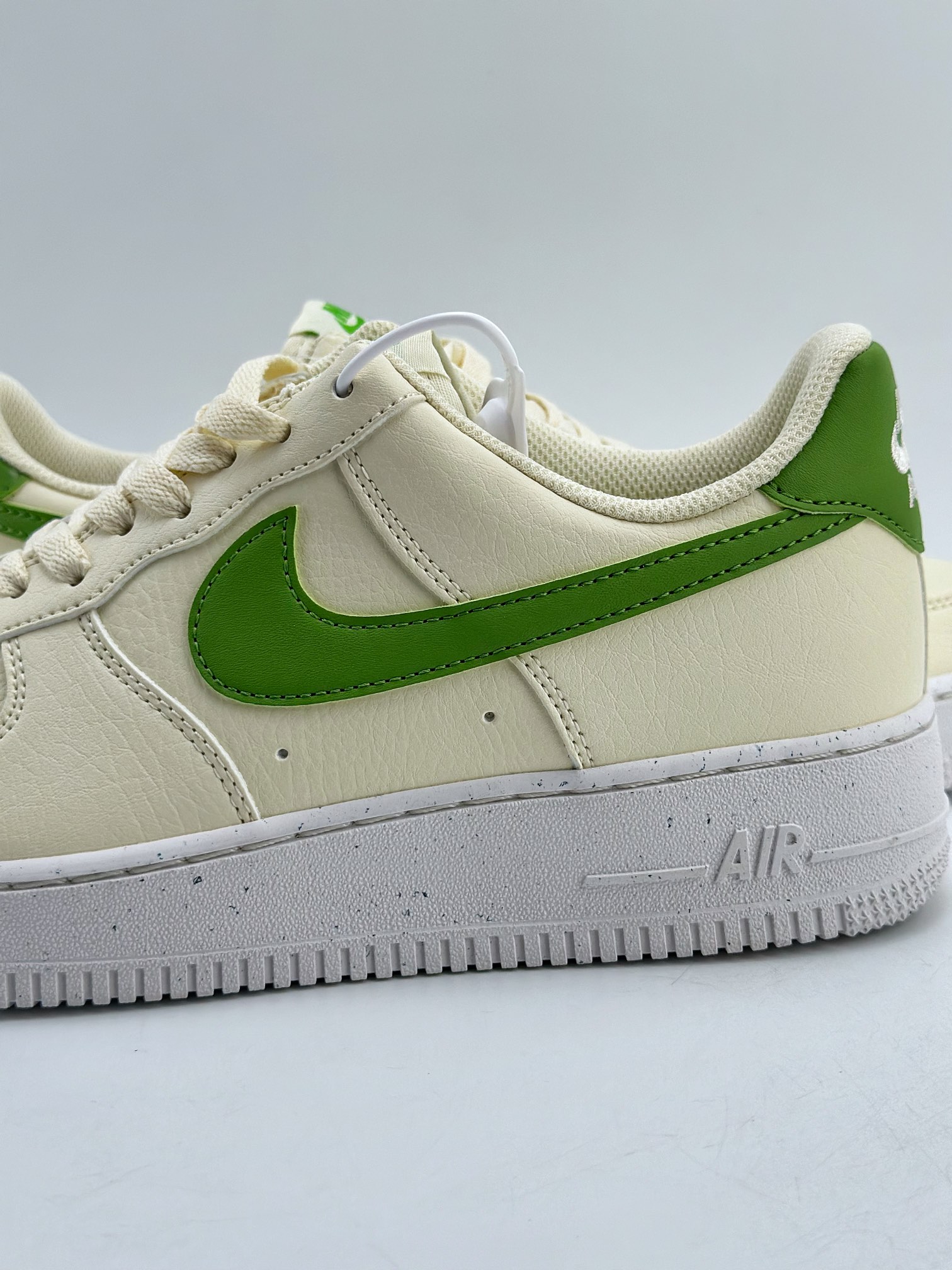 200 Nike Air Force 1 Low 07 米绿 DV3808-102