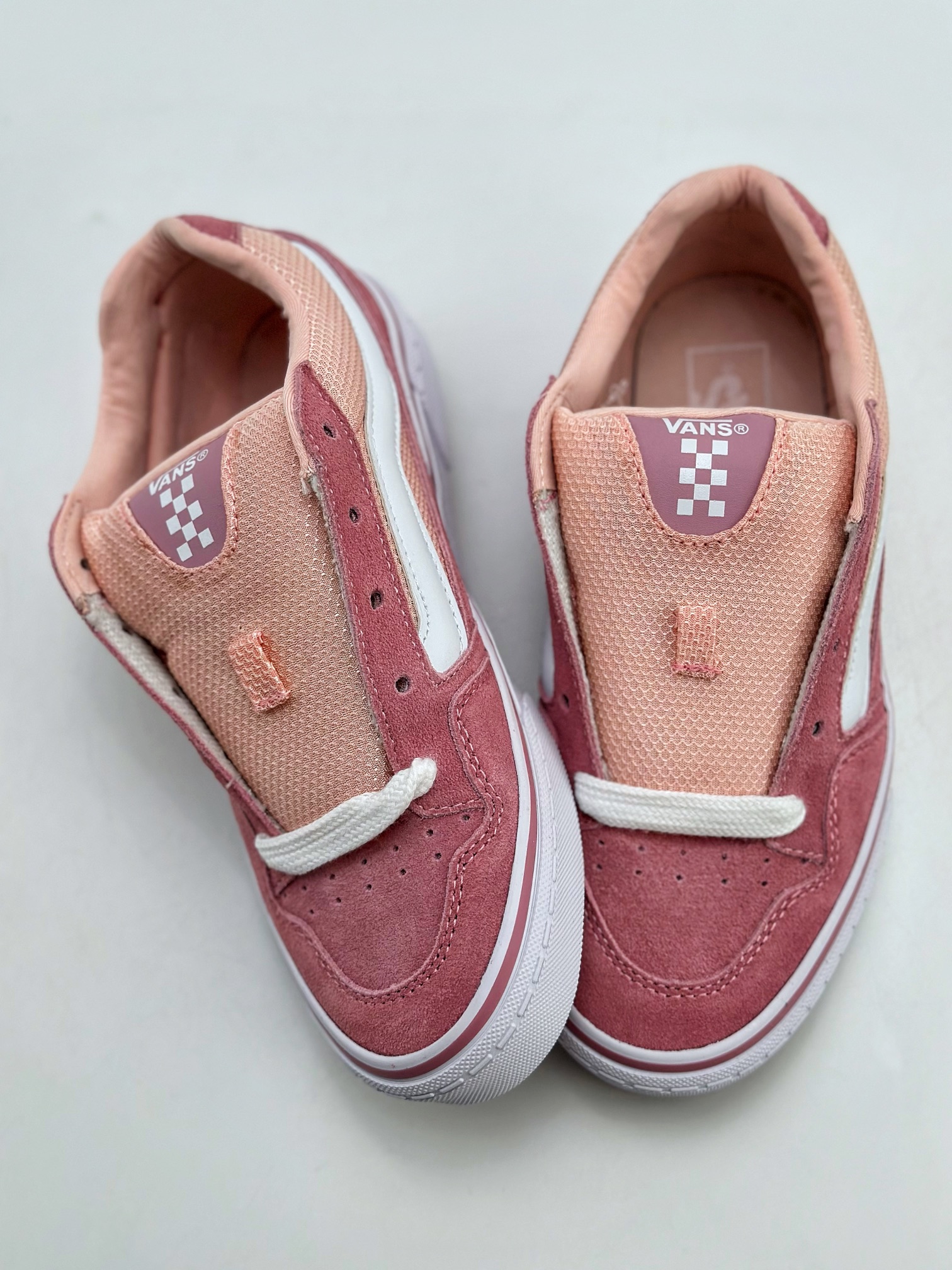 160 Vans Classics Knu Skool 粉白厚鞋舌面包鞋 Vans超火的土豆鞋